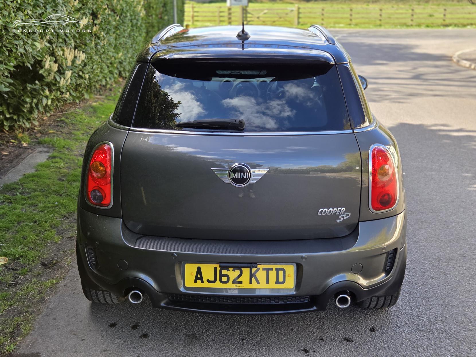MINI Countryman 2.0 Cooper SD SUV 5dr Diesel Auto ALL4 Euro 5 (143 ps)