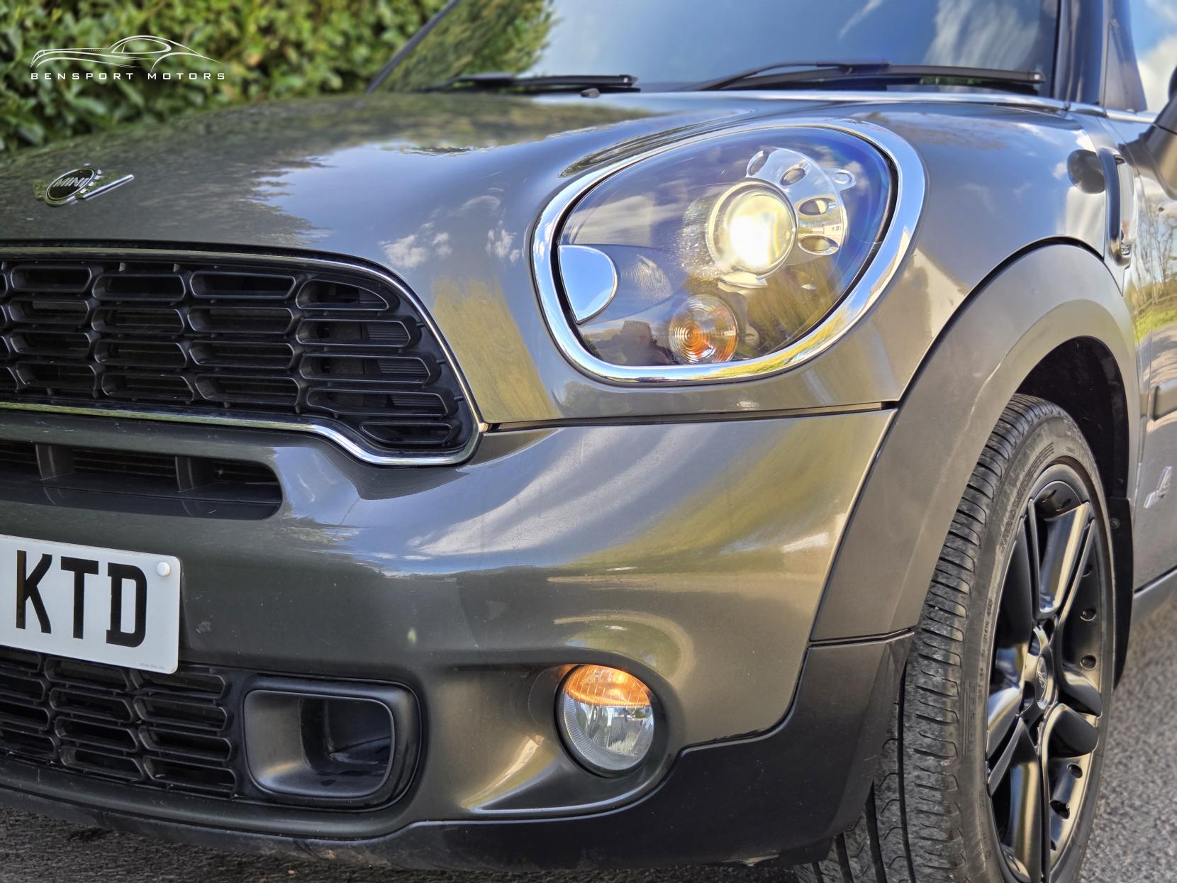 MINI Countryman 2.0 Cooper SD SUV 5dr Diesel Auto ALL4 Euro 5 (143 ps)