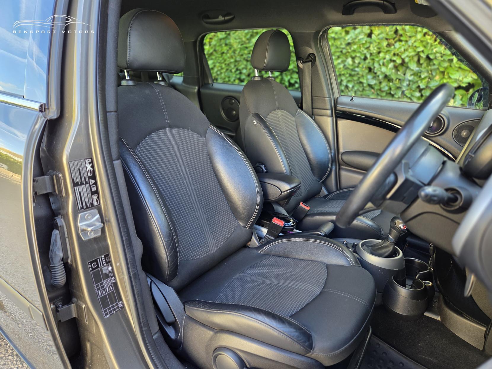 MINI Countryman 2.0 Cooper SD SUV 5dr Diesel Auto ALL4 Euro 5 (143 ps)