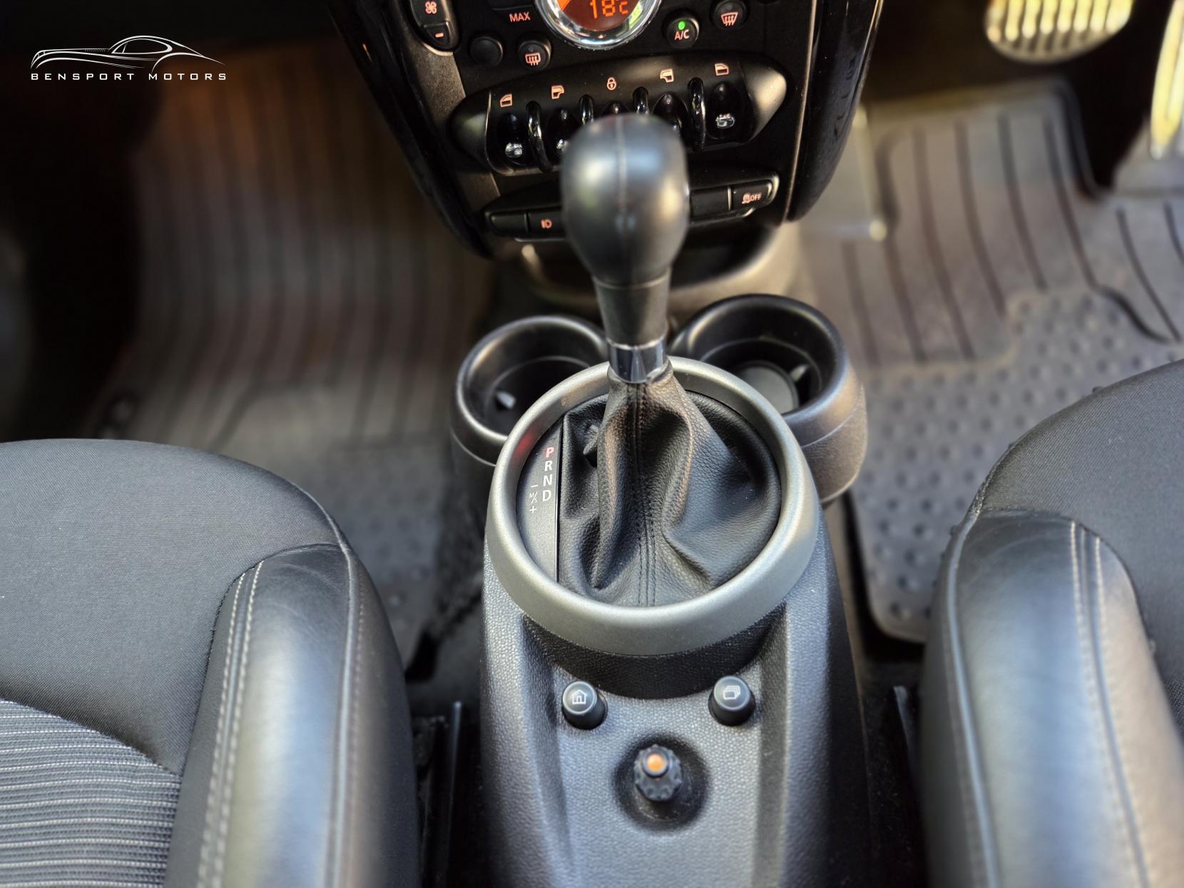 MINI Countryman 2.0 Cooper SD SUV 5dr Diesel Auto ALL4 Euro 5 (143 ps)