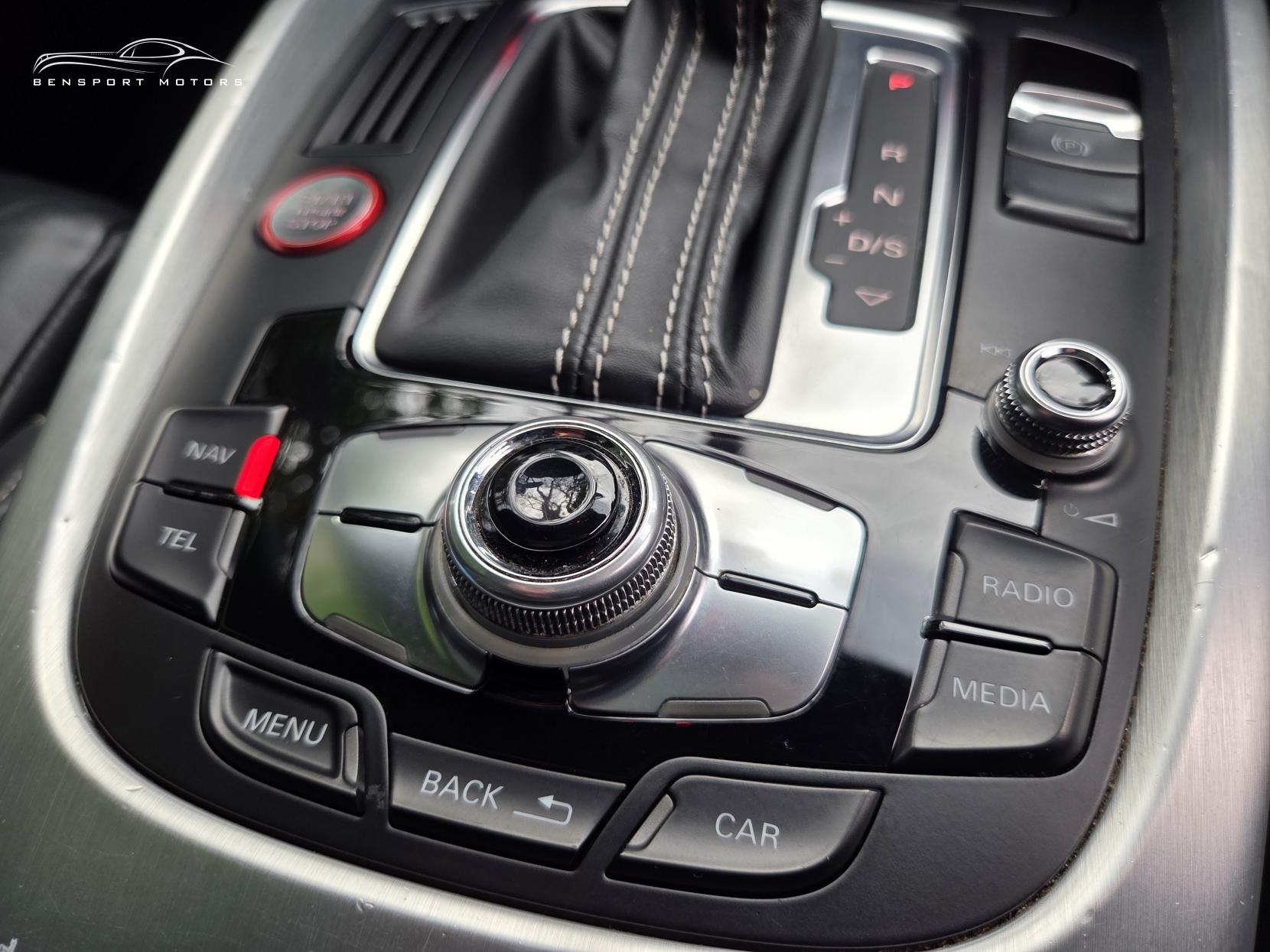 Audi SQ5 3.0 BiTDI V6 SUV 5dr Diesel Tiptronic quattro Euro 5 (s/s) (313 ps)