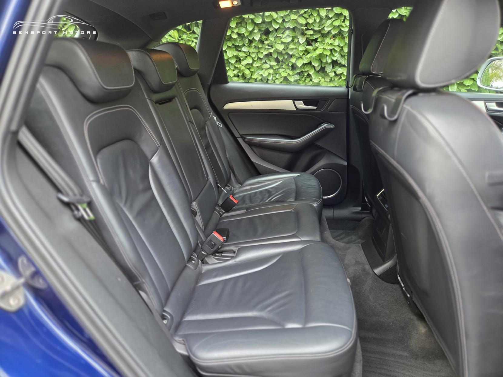 Audi SQ5 3.0 BiTDI V6 SUV 5dr Diesel Tiptronic quattro Euro 5 (s/s) (313 ps)