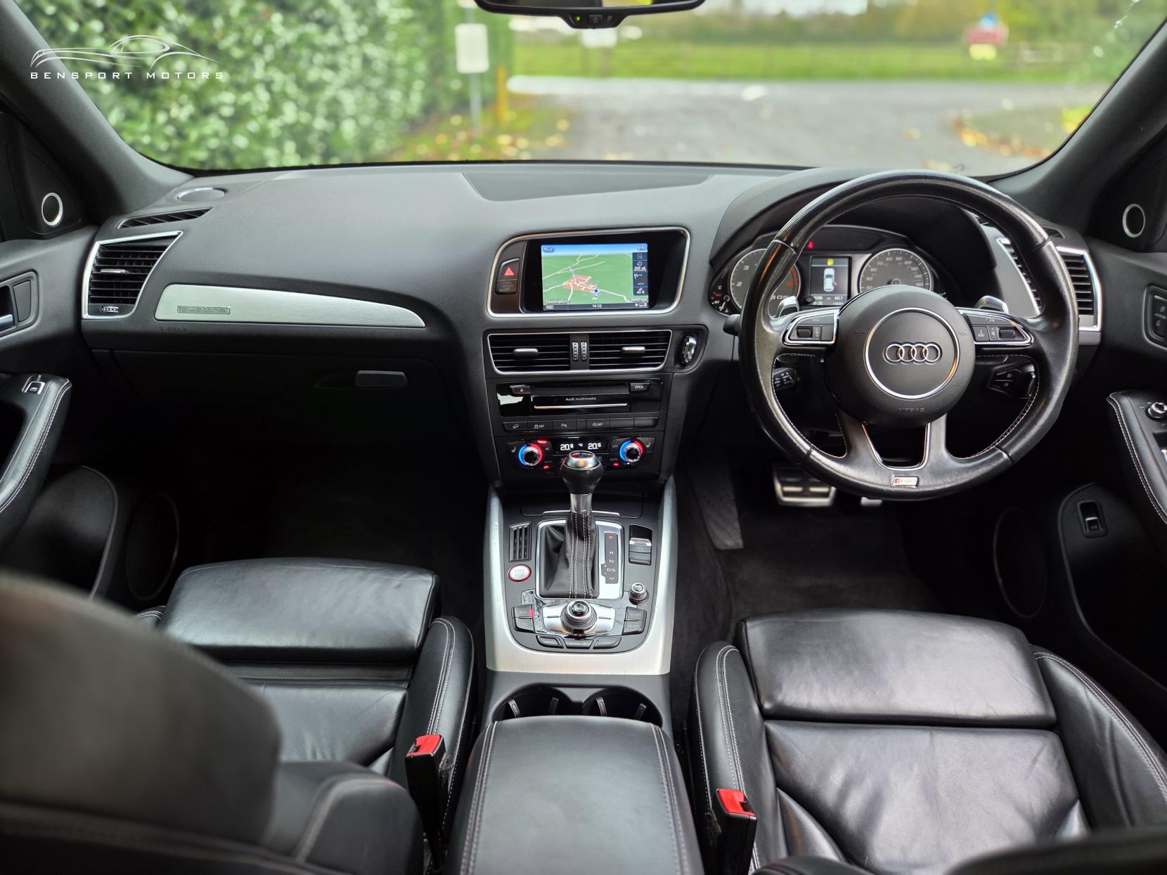 Audi SQ5 3.0 BiTDI V6 SUV 5dr Diesel Tiptronic quattro Euro 5 (s/s) (313 ps)