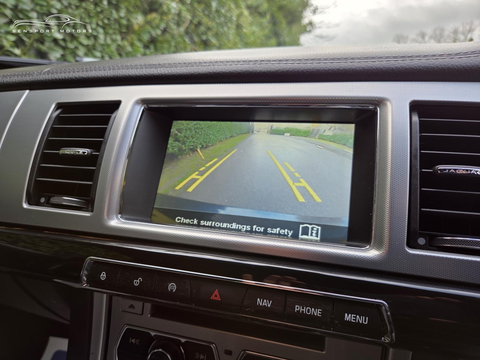 Jaguar XF 2.2d R-Sport Saloon 4dr Diesel Auto Euro 5 (s/s) (200 ps)