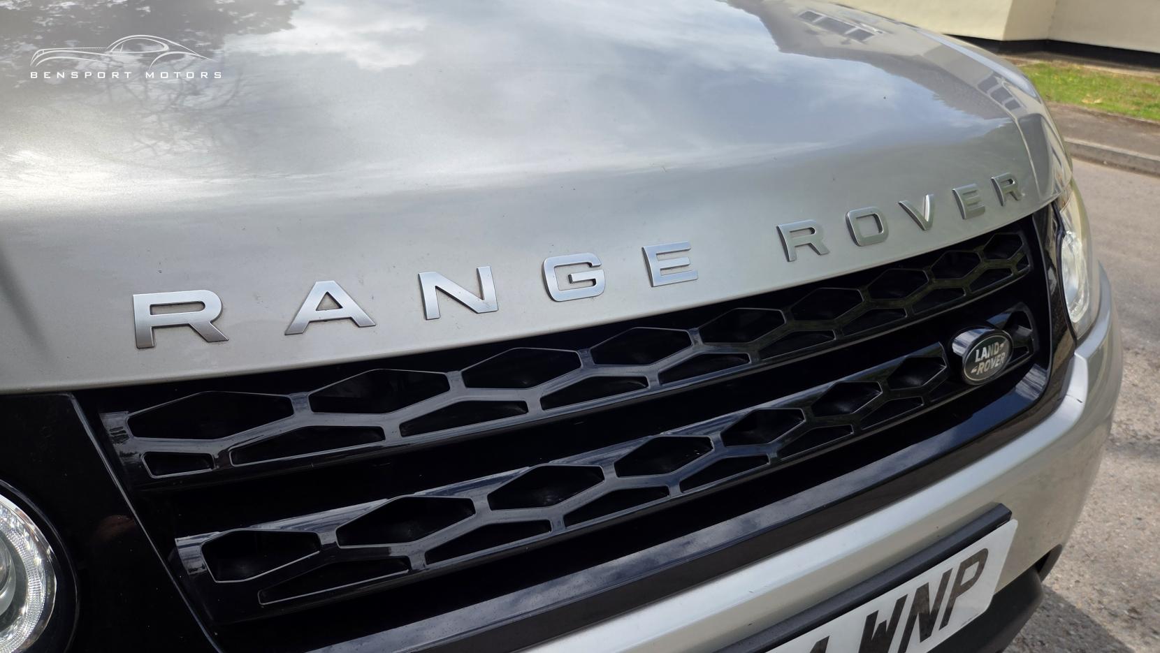 Land Rover Range Rover Sport 3.0 SD V6 HSE Dynamic SUV 5dr Diesel Auto 4WD Euro 5 (s/s) (292 ps)