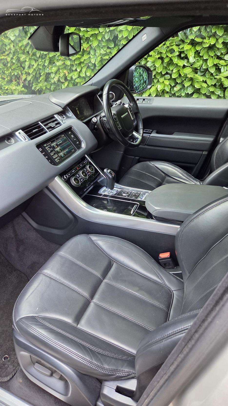 Land Rover Range Rover Sport 3.0 SD V6 HSE Dynamic SUV 5dr Diesel Auto 4WD Euro 5 (s/s) (292 ps)