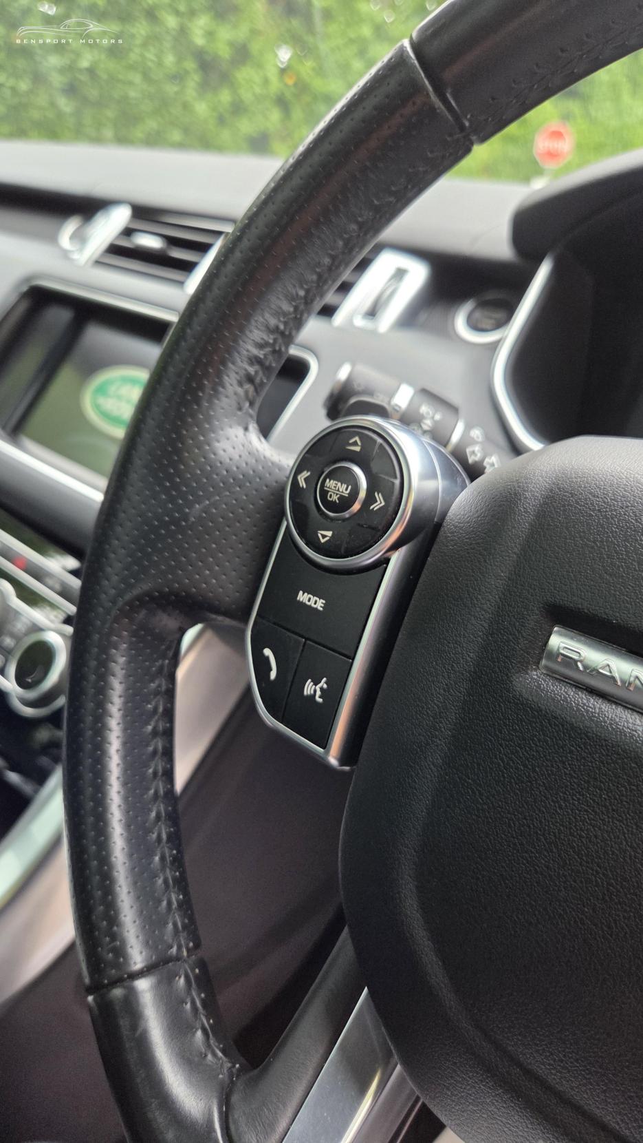 Land Rover Range Rover Sport 3.0 SD V6 HSE Dynamic SUV 5dr Diesel Auto 4WD Euro 5 (s/s) (292 ps)