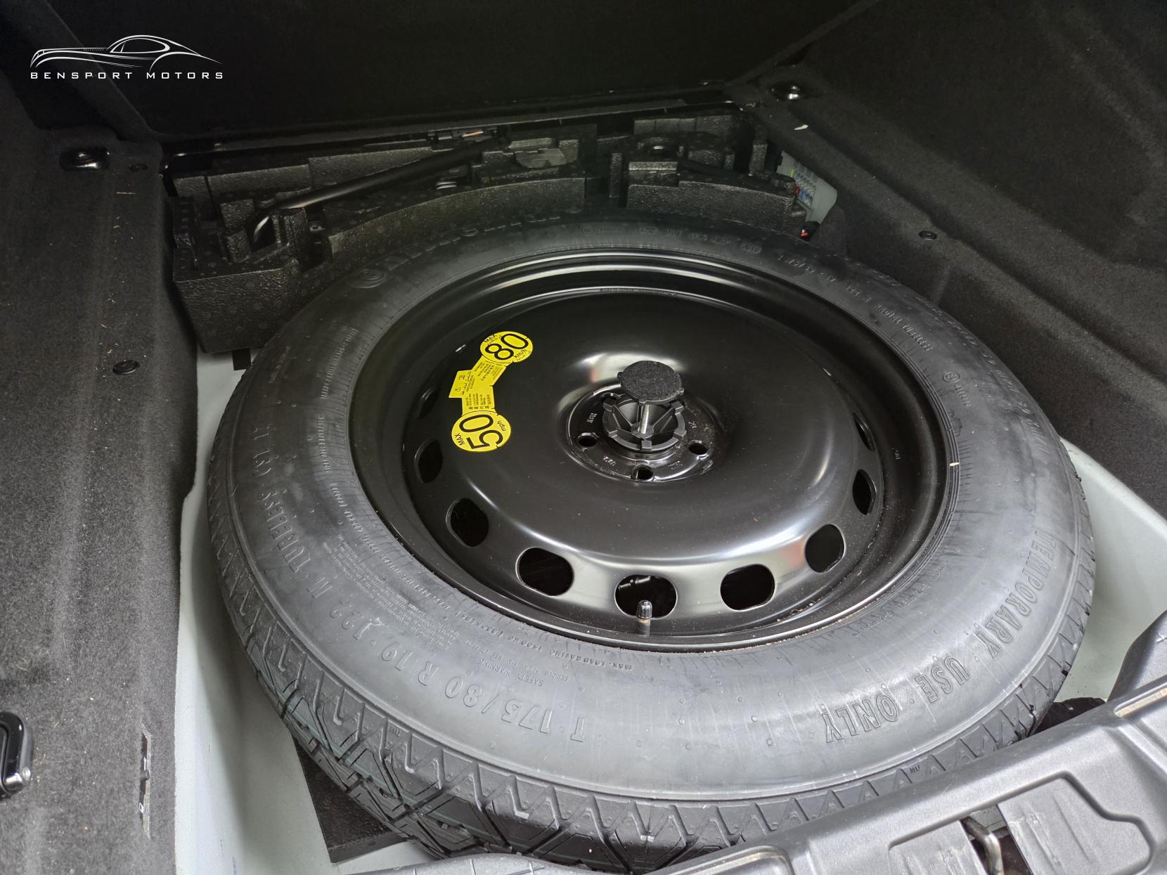 Jaguar F-PACE 3.0 D300 V6 S SUV 5dr Diesel Auto AWD Euro 6 (s/s) (300 ps)