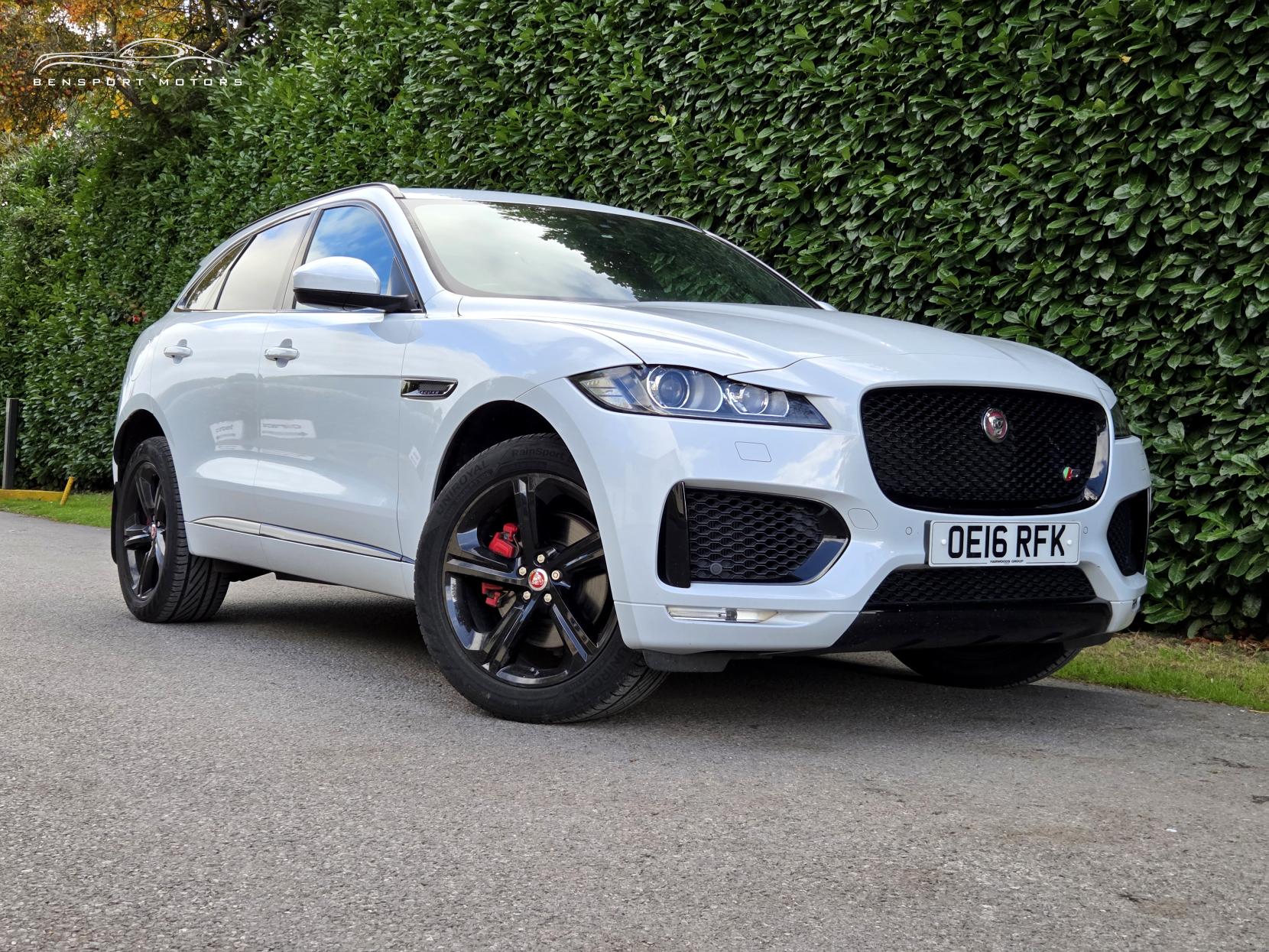 Jaguar F-PACE 3.0 D300 V6 S SUV 5dr Diesel Auto AWD Euro 6 (s/s) (300 ps)