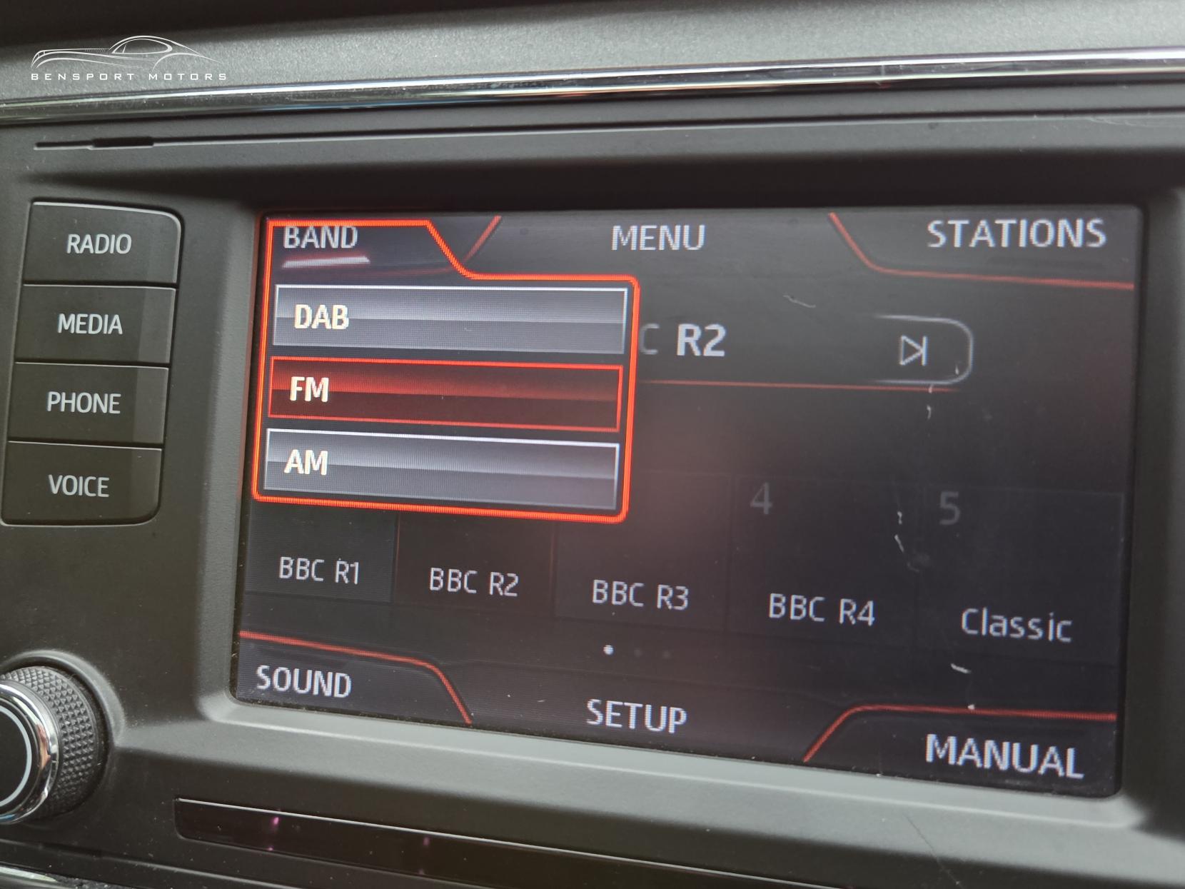 SEAT Leon 2.0 TDI CR FR Sport Tourer 5dr Diesel DSG Euro 5 (s/s) (184 ps)