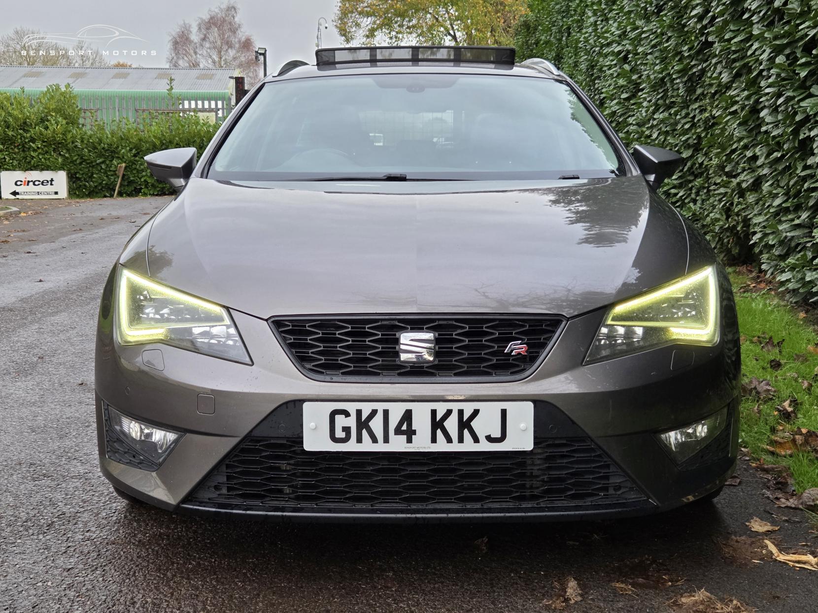 SEAT Leon 2.0 TDI CR FR Sport Tourer 5dr Diesel DSG Euro 5 (s/s) (184 ps)