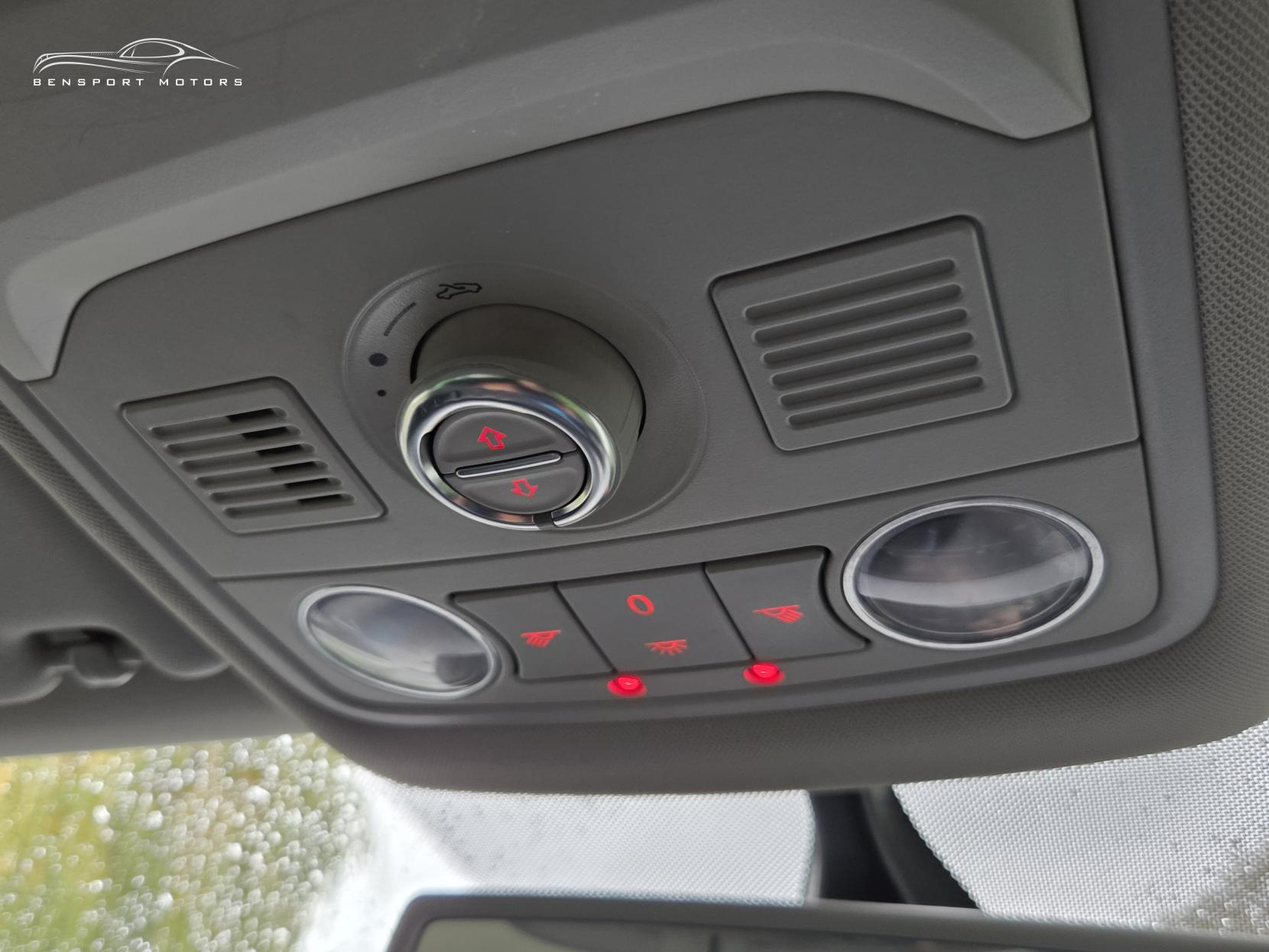 SEAT Leon 2.0 TDI CR FR Sport Tourer 5dr Diesel DSG Euro 5 (s/s) (184 ps)