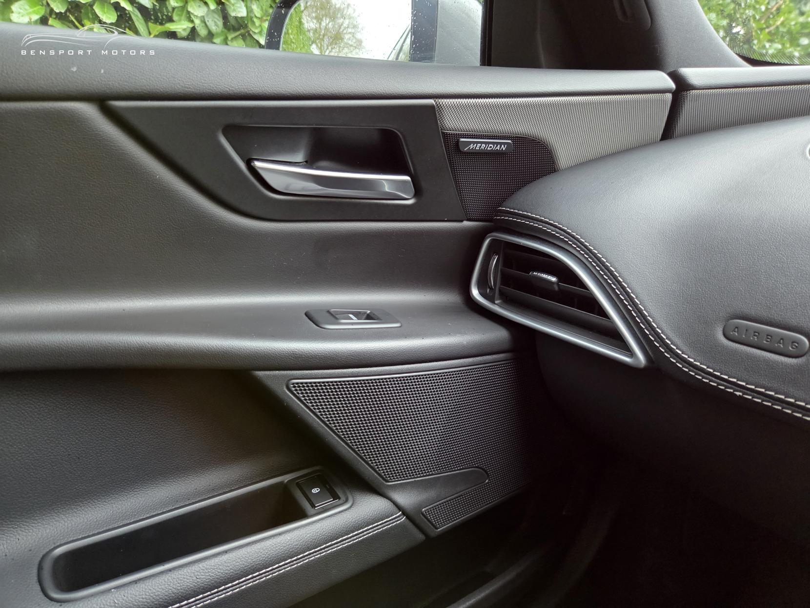 Jaguar XE 3.0 V6 S Saloon 4dr Petrol Auto Euro 6 (s/s) (380 ps)