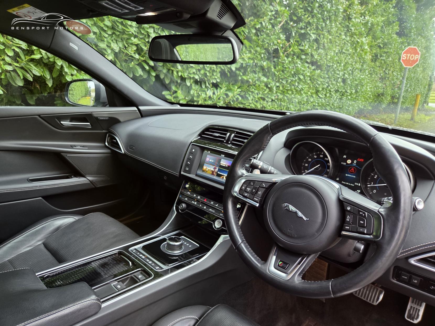 Jaguar XE 3.0 V6 S Saloon 4dr Petrol Auto Euro 6 (s/s) (380 ps)