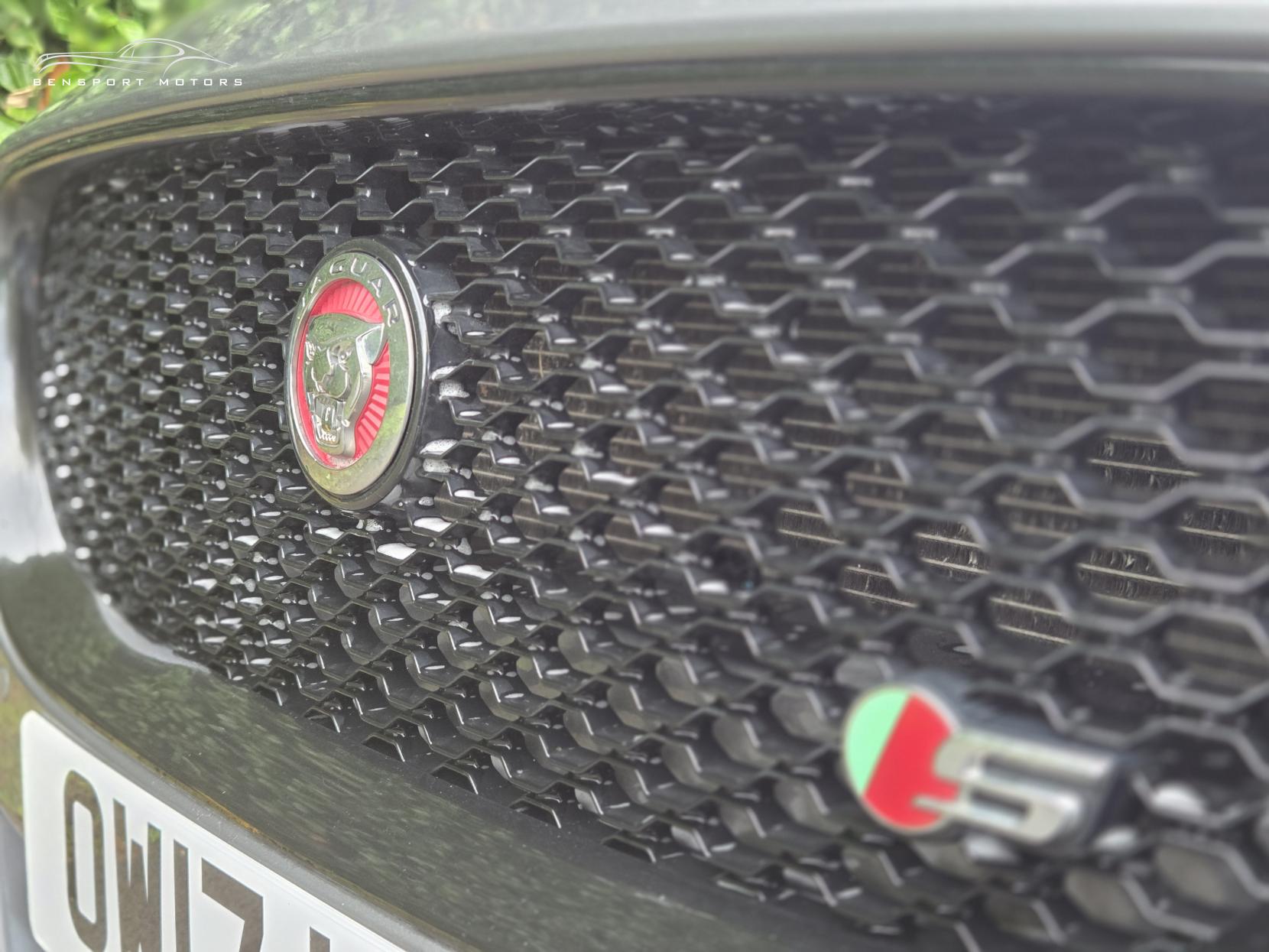 Jaguar XE 3.0 V6 S Saloon 4dr Petrol Auto Euro 6 (s/s) (380 ps)