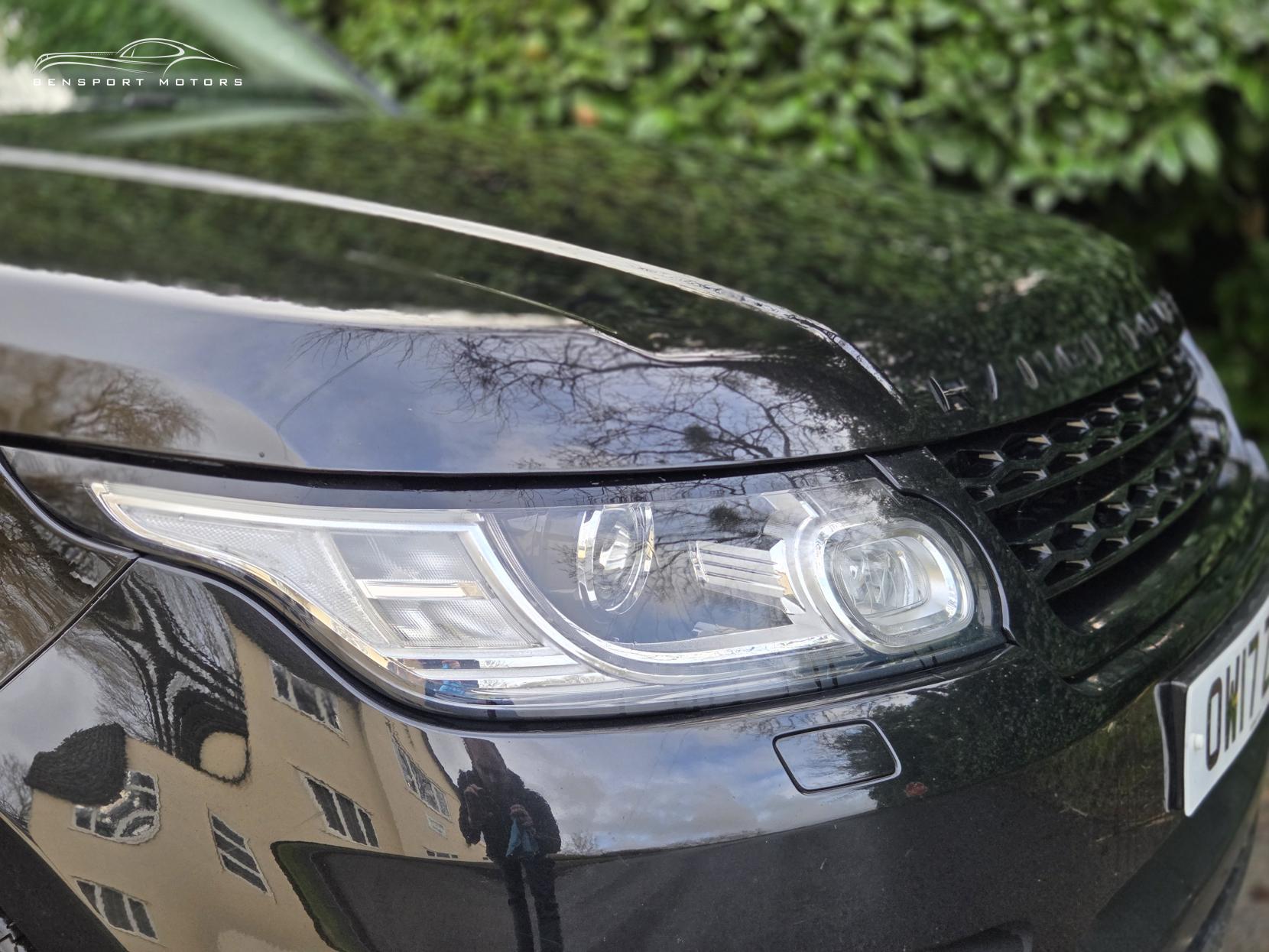 Land Rover Range Rover Sport 3.0 SD V6 HSE Dynamic SUV 5dr Diesel Auto 4WD Euro 6 (s/s) (306 ps)