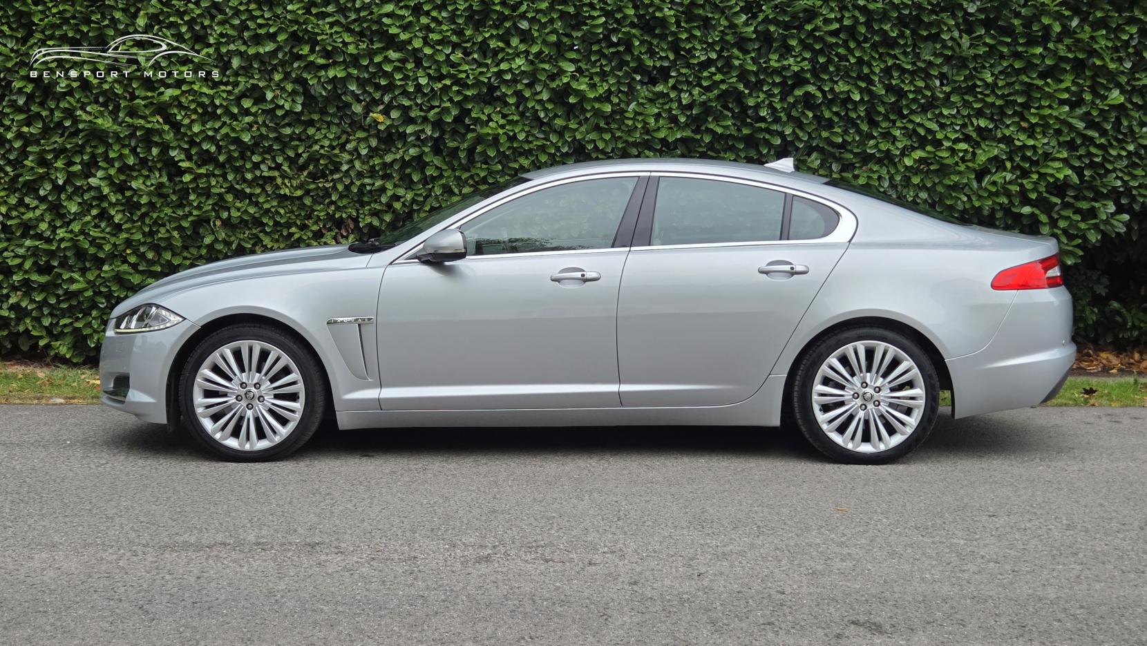 Jaguar XF 2.2d Portfolio Saloon 4dr Diesel Auto Euro 5 (s/s) (200 ps)