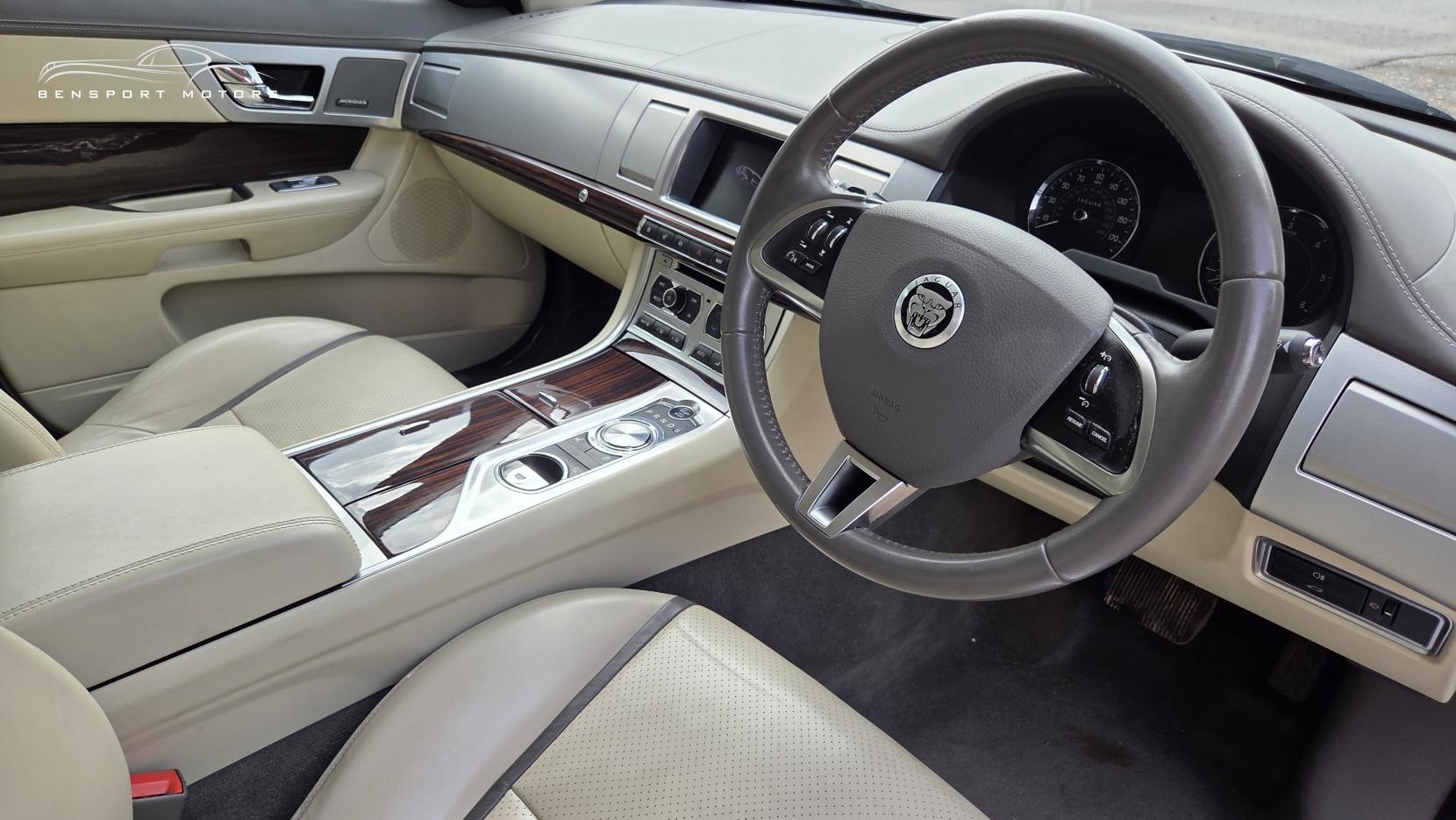 Jaguar XF 2.2d Portfolio Saloon 4dr Diesel Auto Euro 5 (s/s) (200 ps)