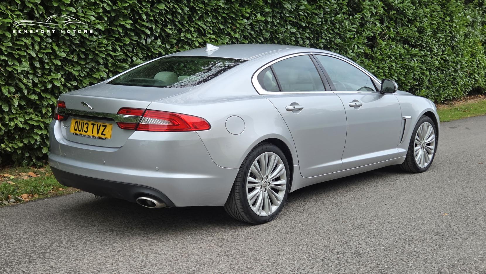 Jaguar XF 2.2d Portfolio Saloon 4dr Diesel Auto Euro 5 (s/s) (200 ps)