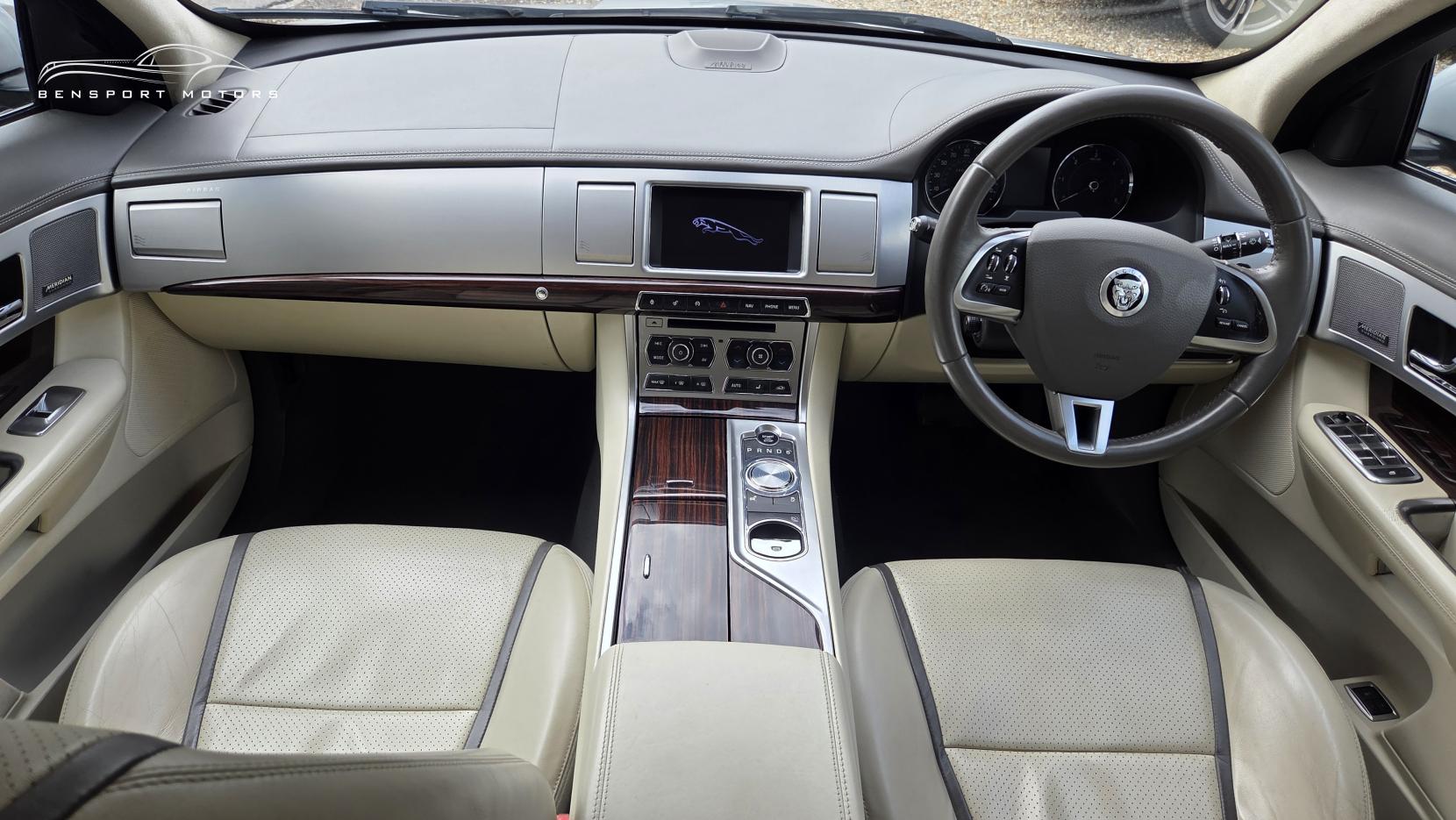 Jaguar XF 2.2d Portfolio Saloon 4dr Diesel Auto Euro 5 (s/s) (200 ps)
