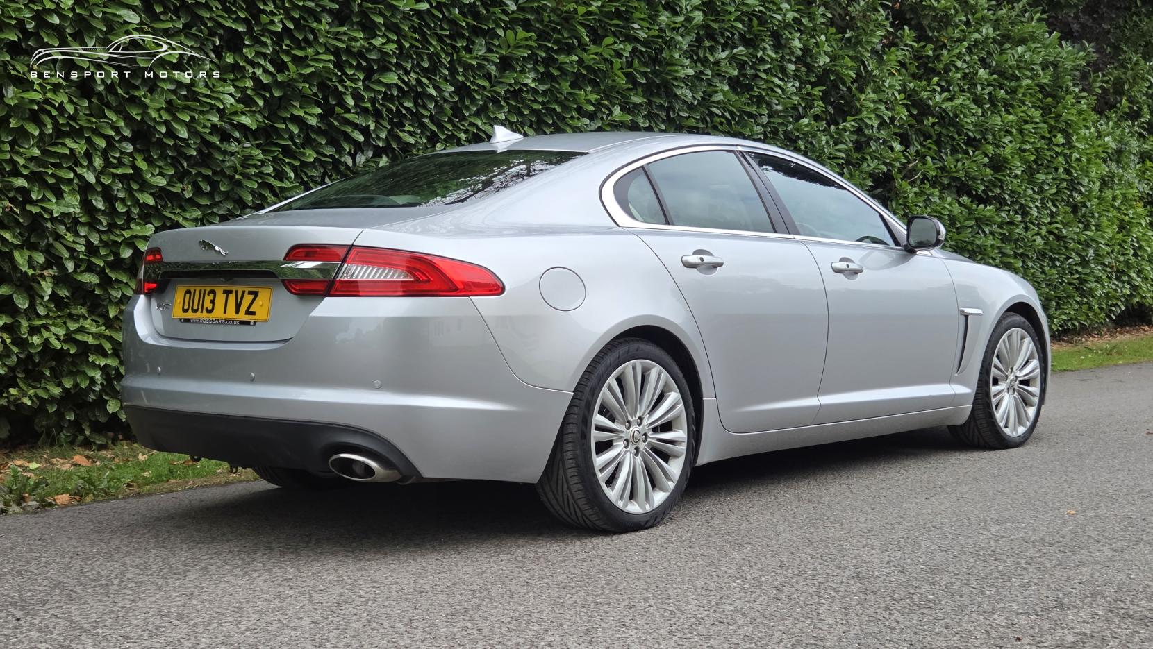 Jaguar XF 2.2d Portfolio Saloon 4dr Diesel Auto Euro 5 (s/s) (200 ps)