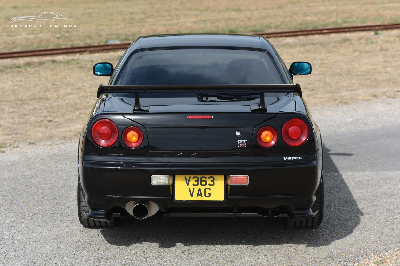 Nissan Skyline 2.6 GT-R Coupe 2dr Petrol Manual (280 bhp)