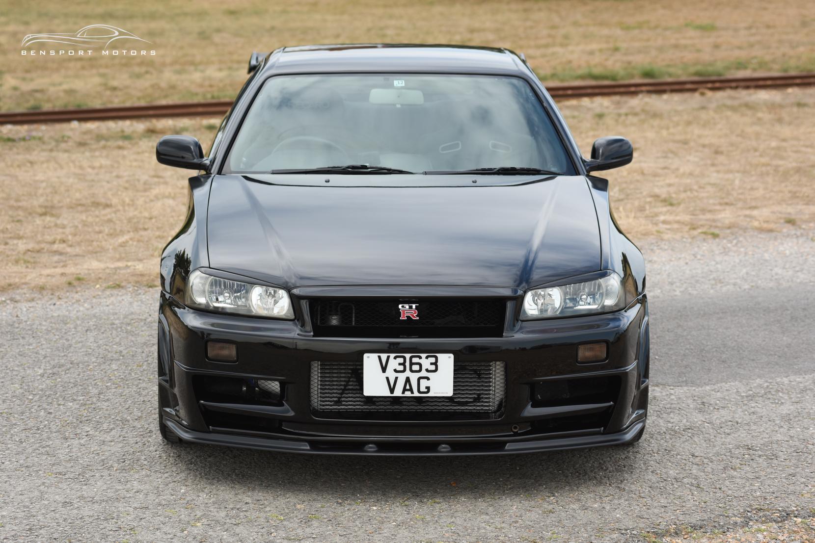 Nissan Skyline 2.6 GT-R Coupe 2dr Petrol Manual (280 bhp)