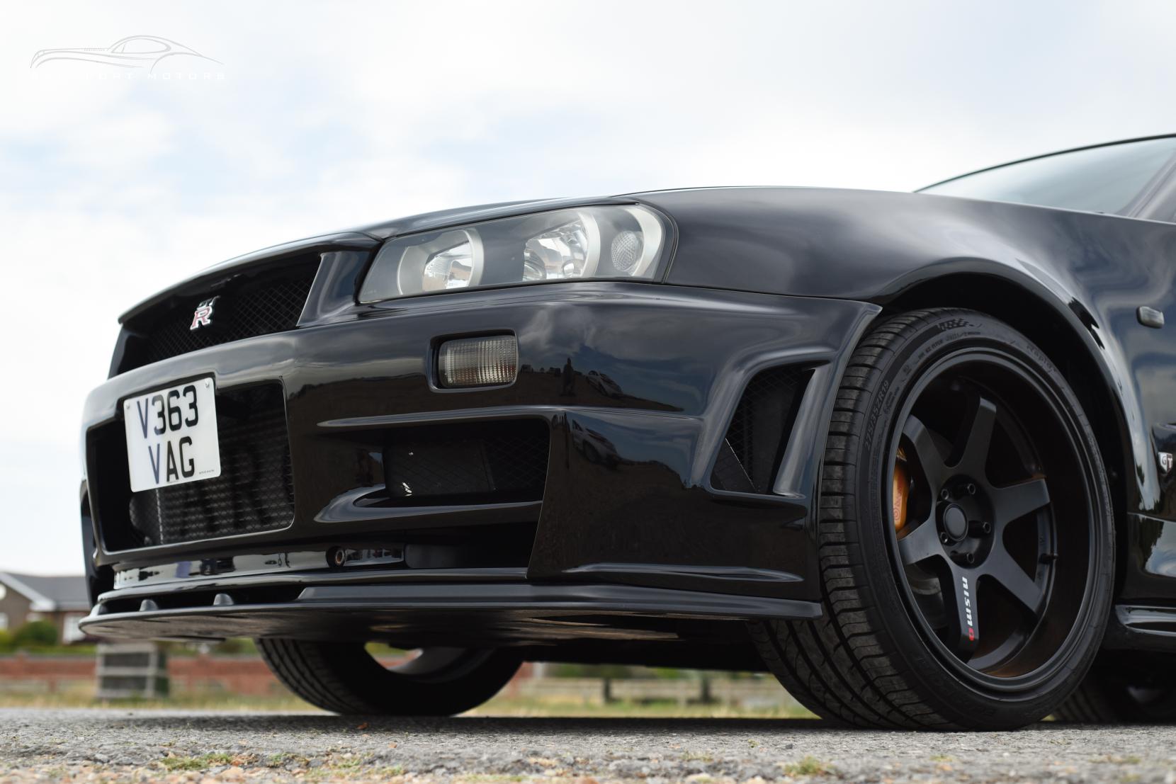 Nissan Skyline 2.6 GT-R Coupe 2dr Petrol Manual (280 bhp)