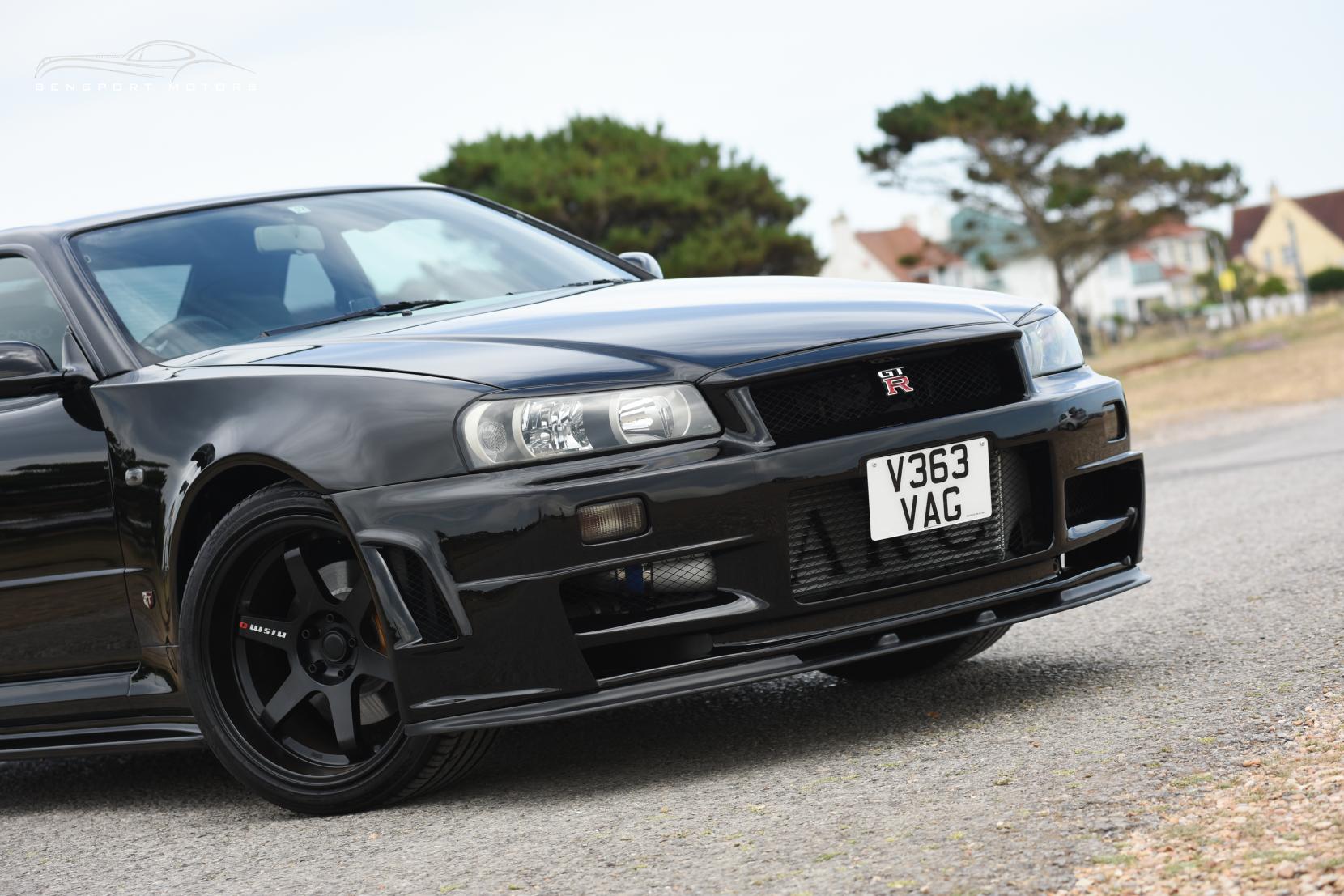 Nissan Skyline 2.6 GT-R Coupe 2dr Petrol Manual (280 bhp)
