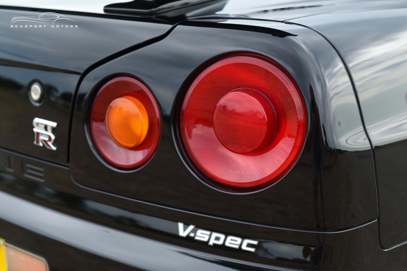 Nissan Skyline 2.6 GT-R Coupe 2dr Petrol Manual (280 bhp)