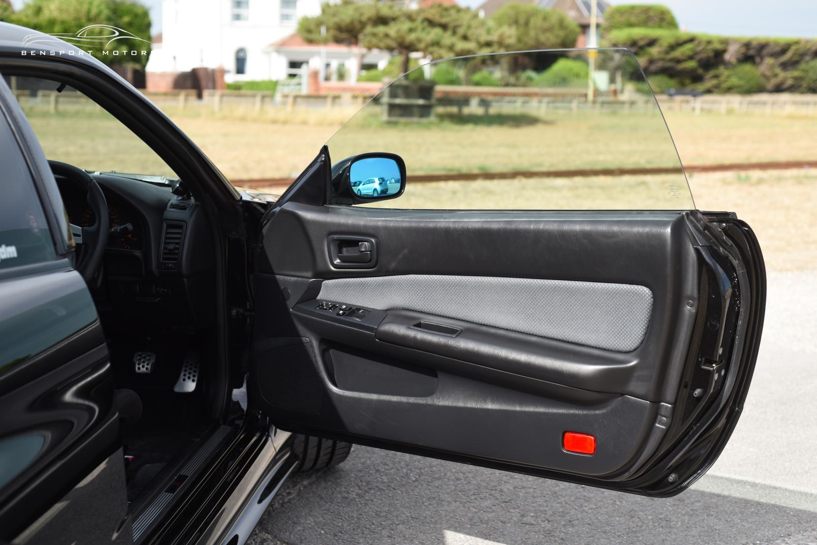 Nissan Skyline 2.6 GT-R Coupe 2dr Petrol Manual (280 bhp)