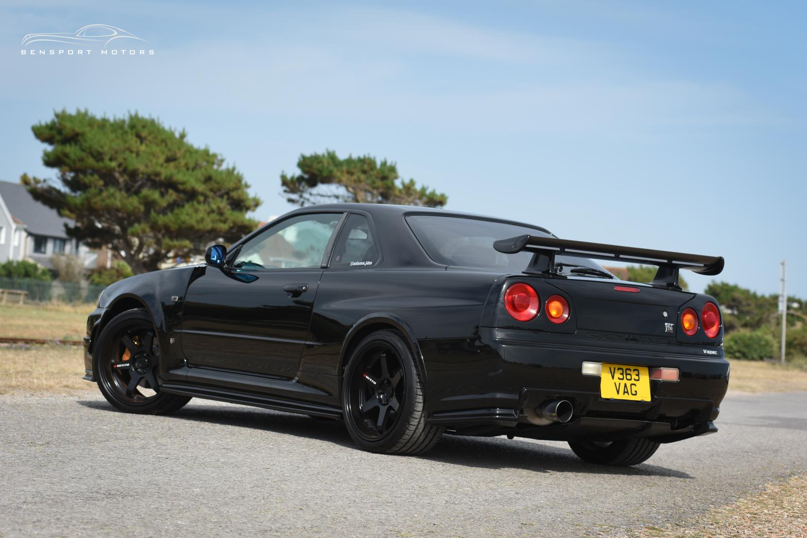 Nissan Skyline 2.6 GT-R Coupe 2dr Petrol Manual (280 bhp)