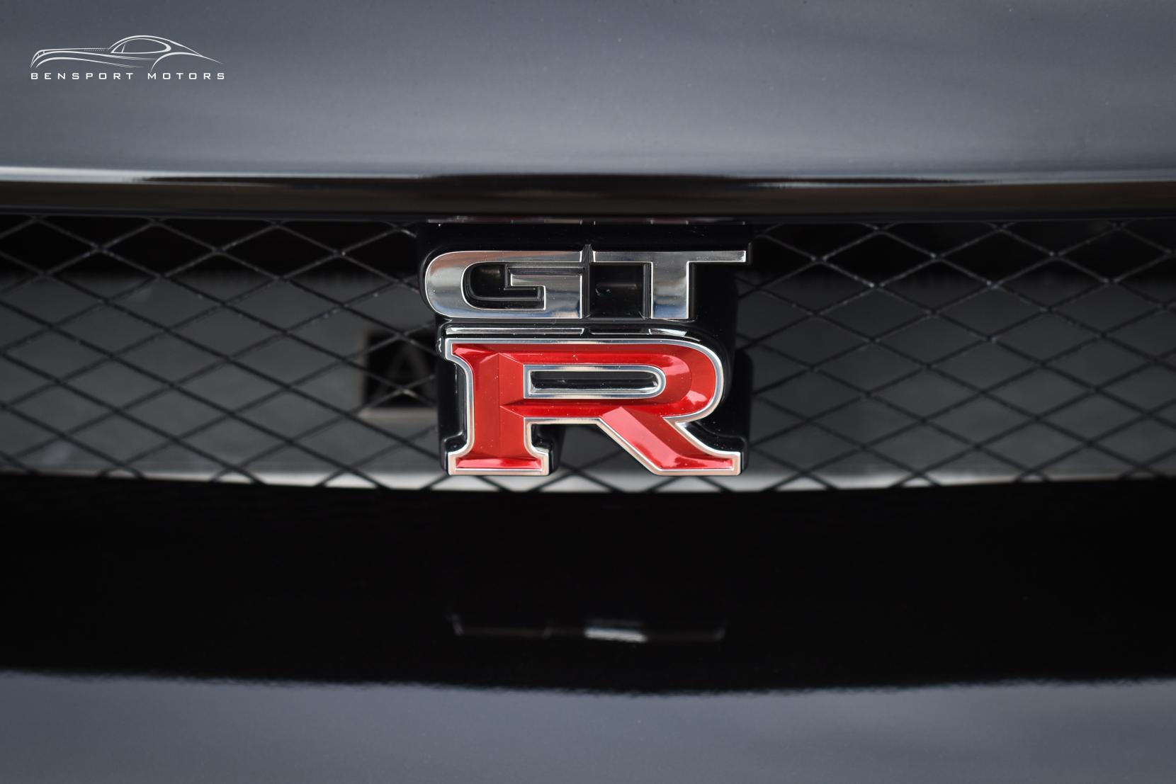 Nissan Skyline 2.6 GT-R Coupe 2dr Petrol Manual (280 bhp)
