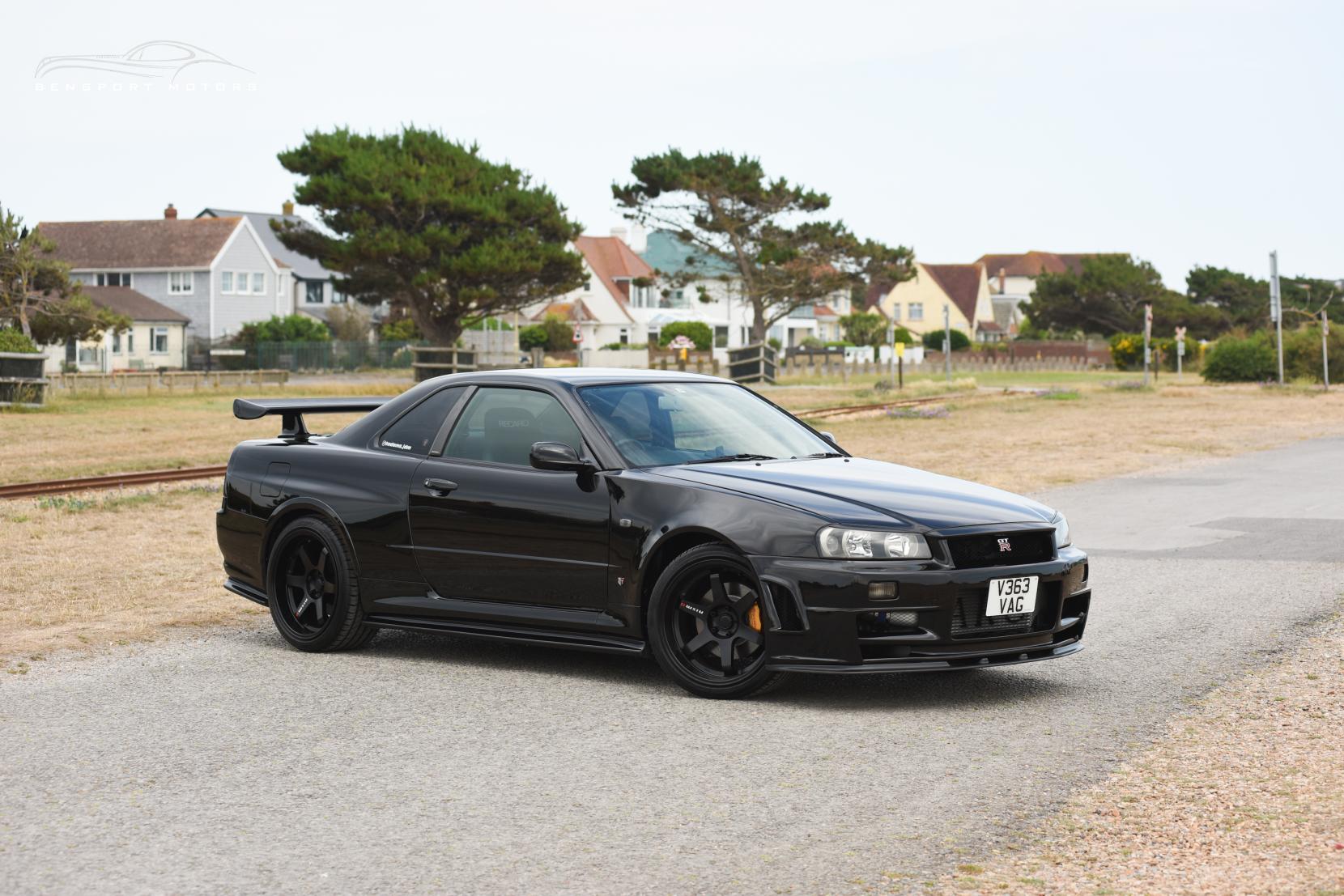 Nissan Skyline 2.6 GT-R Coupe 2dr Petrol Manual (280 bhp)