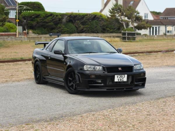 Nissan Skyline 2.6 GT-R Coupe 2dr Petrol Manual (280 bhp)