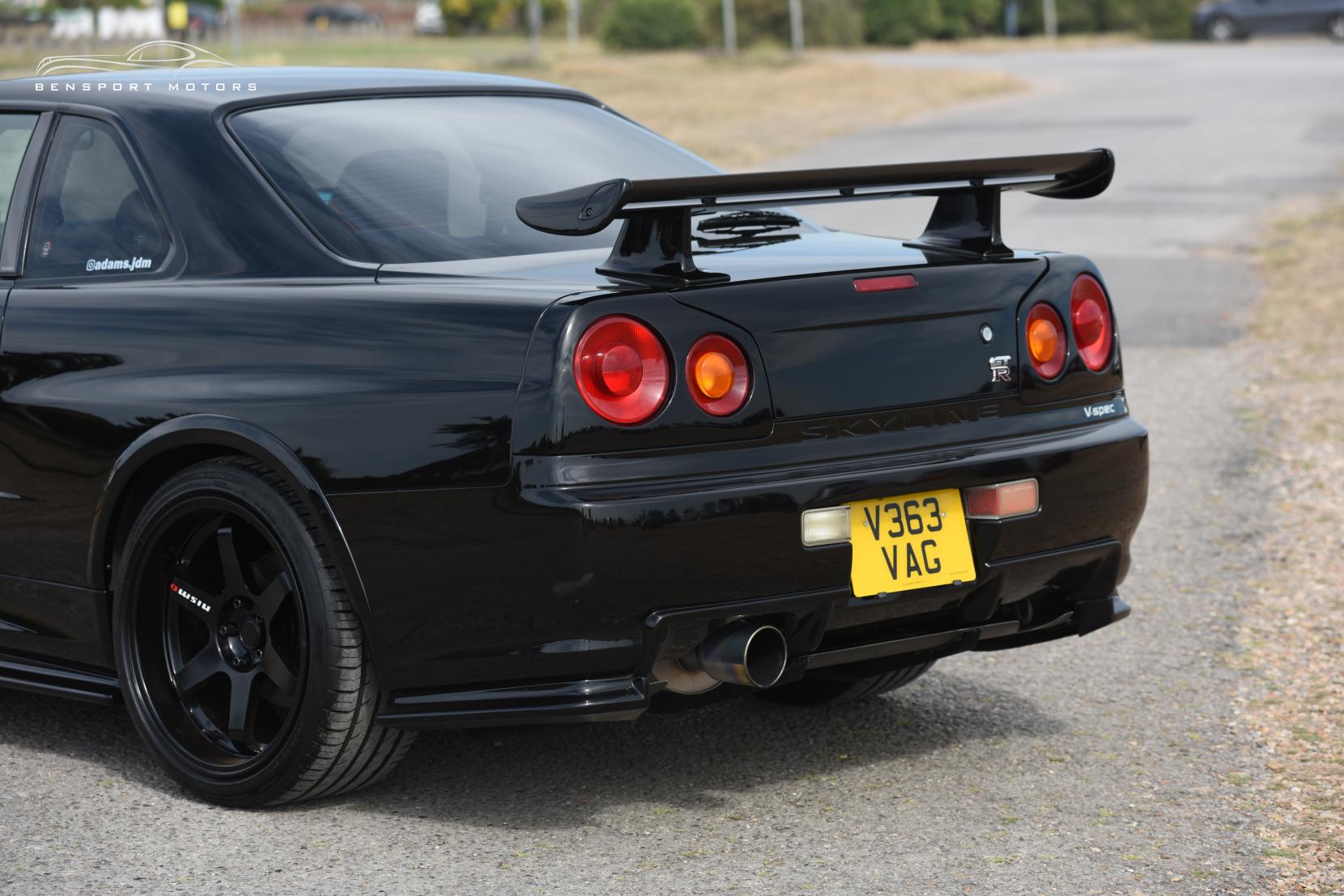 Nissan Skyline 2.6 GT-R Coupe 2dr Petrol Manual (280 bhp)