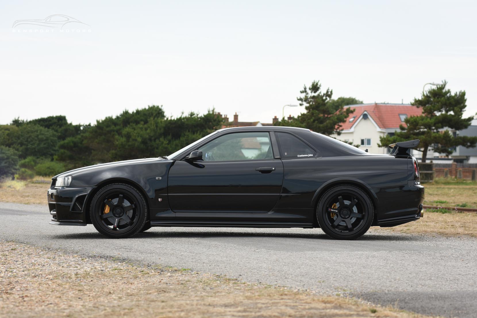 Nissan Skyline 2.6 GT-R Coupe 2dr Petrol Manual (280 bhp)