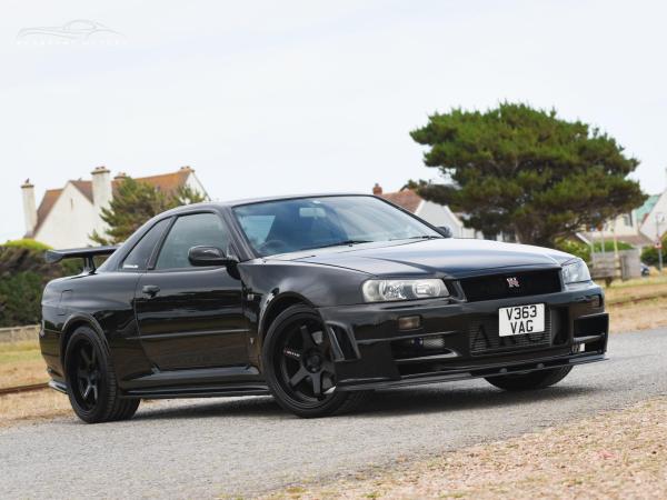 Nissan Skyline 2.6 GT-R Coupe 2dr Petrol Manual (280 bhp)