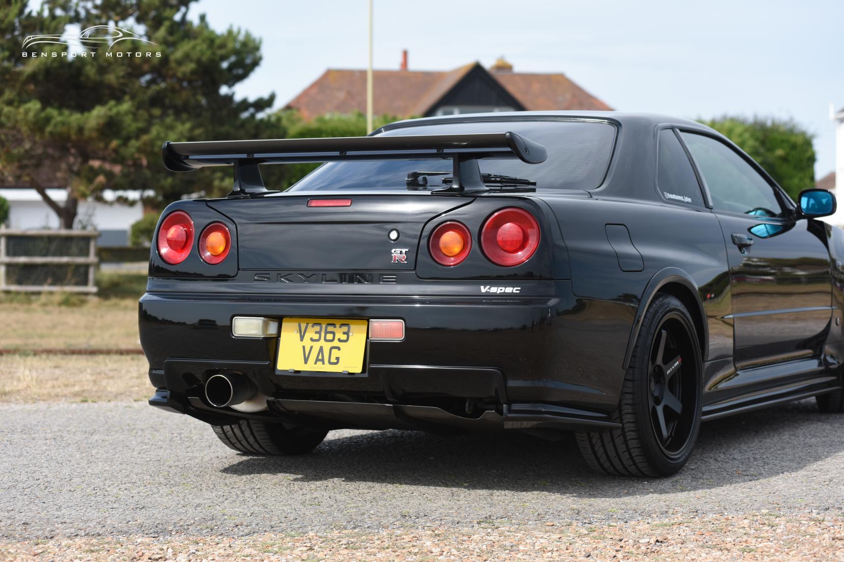 Nissan Skyline 2.6 GT-R Coupe 2dr Petrol Manual (280 bhp)
