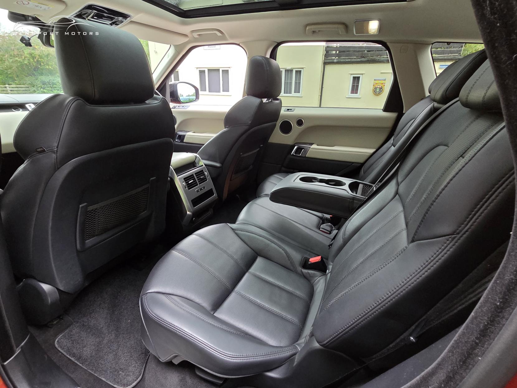 Land Rover Range Rover Sport 3.0 SD V6 HSE SUV 5dr Diesel Auto 4WD Euro 5 (s/s) (292 ps)