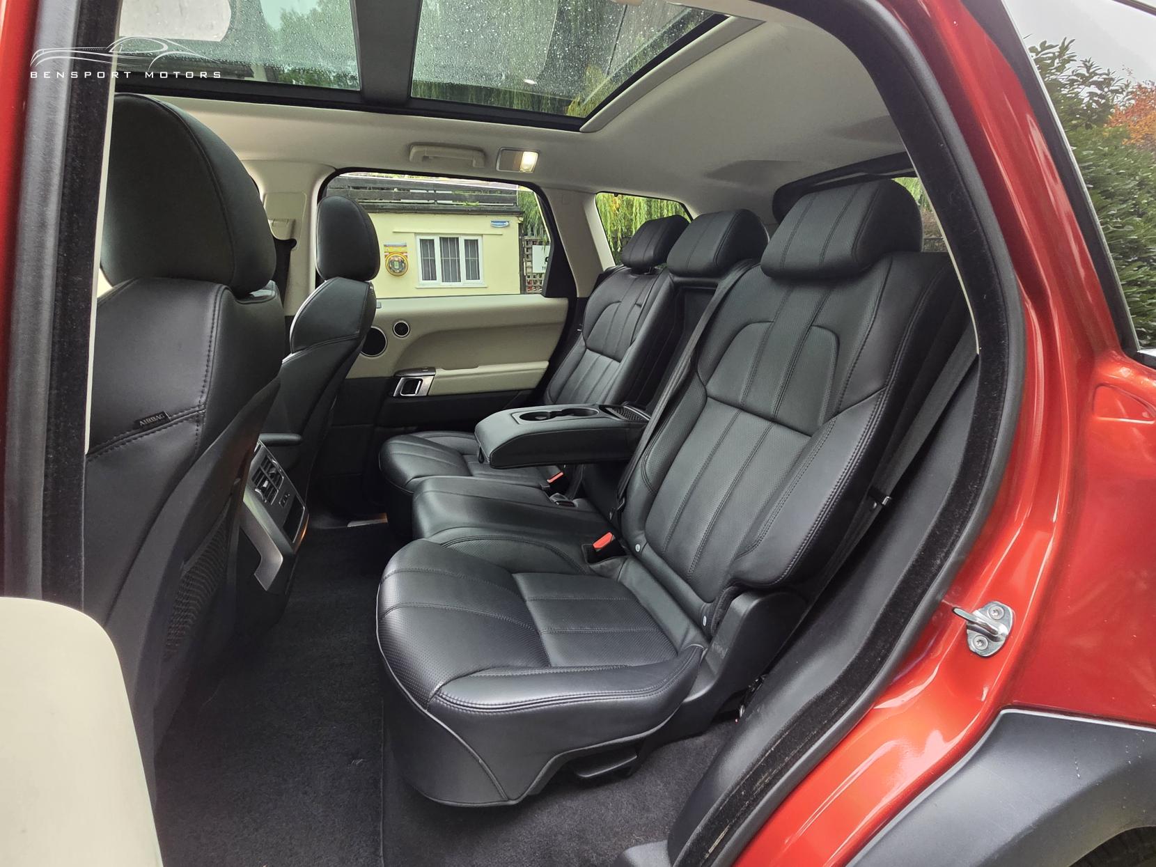 Land Rover Range Rover Sport 3.0 SD V6 HSE SUV 5dr Diesel Auto 4WD Euro 5 (s/s) (292 ps)