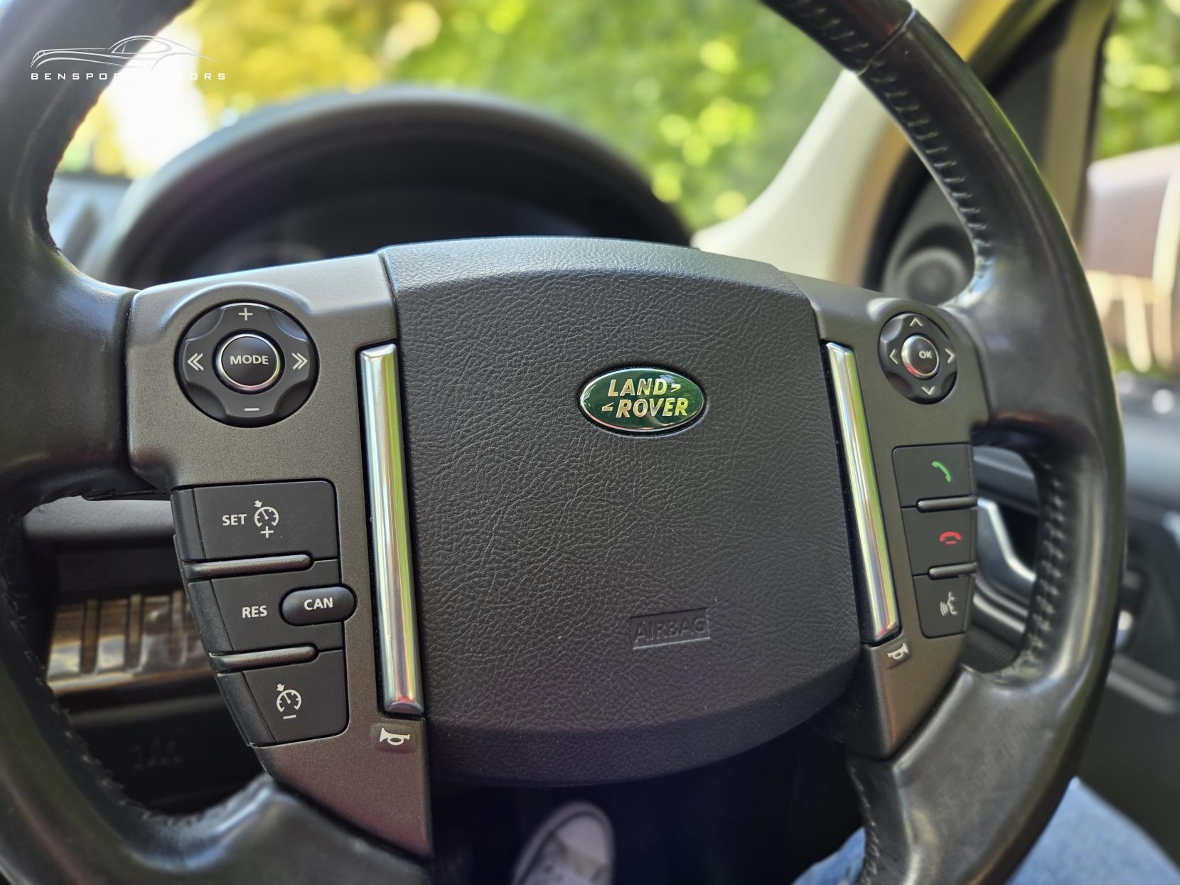 Land Rover Freelander 2 2.2 SD4 HSE SUV 5dr Diesel CommandShift 4WD Euro 5 (190 ps)