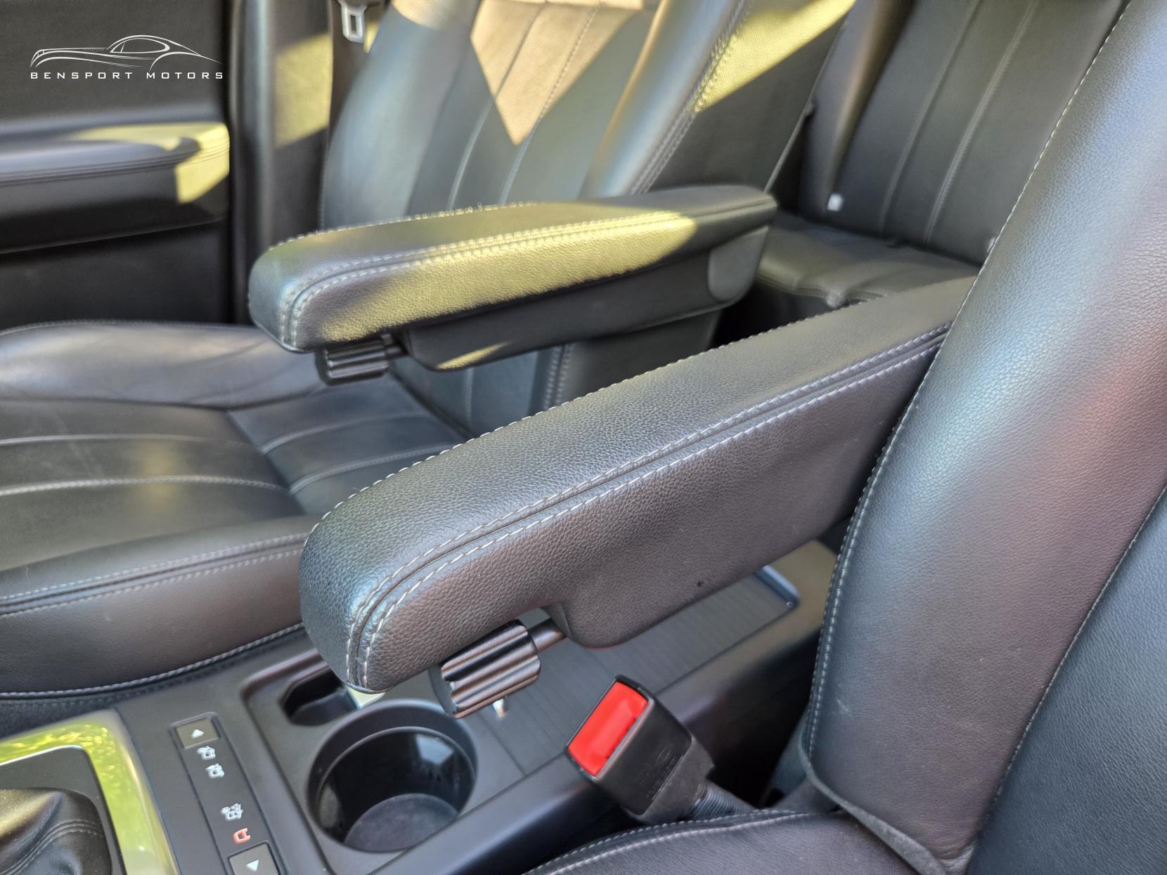 Land Rover Freelander 2 2.2 SD4 HSE SUV 5dr Diesel CommandShift 4WD Euro 5 (190 ps)
