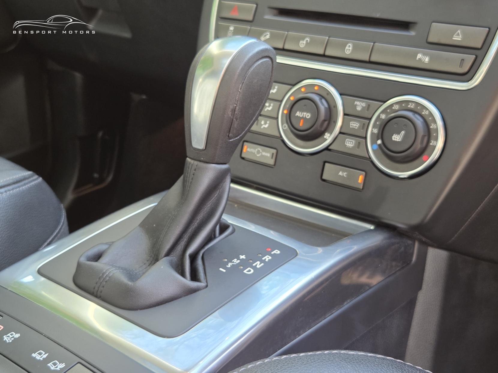 Land Rover Freelander 2 2.2 SD4 HSE SUV 5dr Diesel CommandShift 4WD Euro 5 (190 ps)