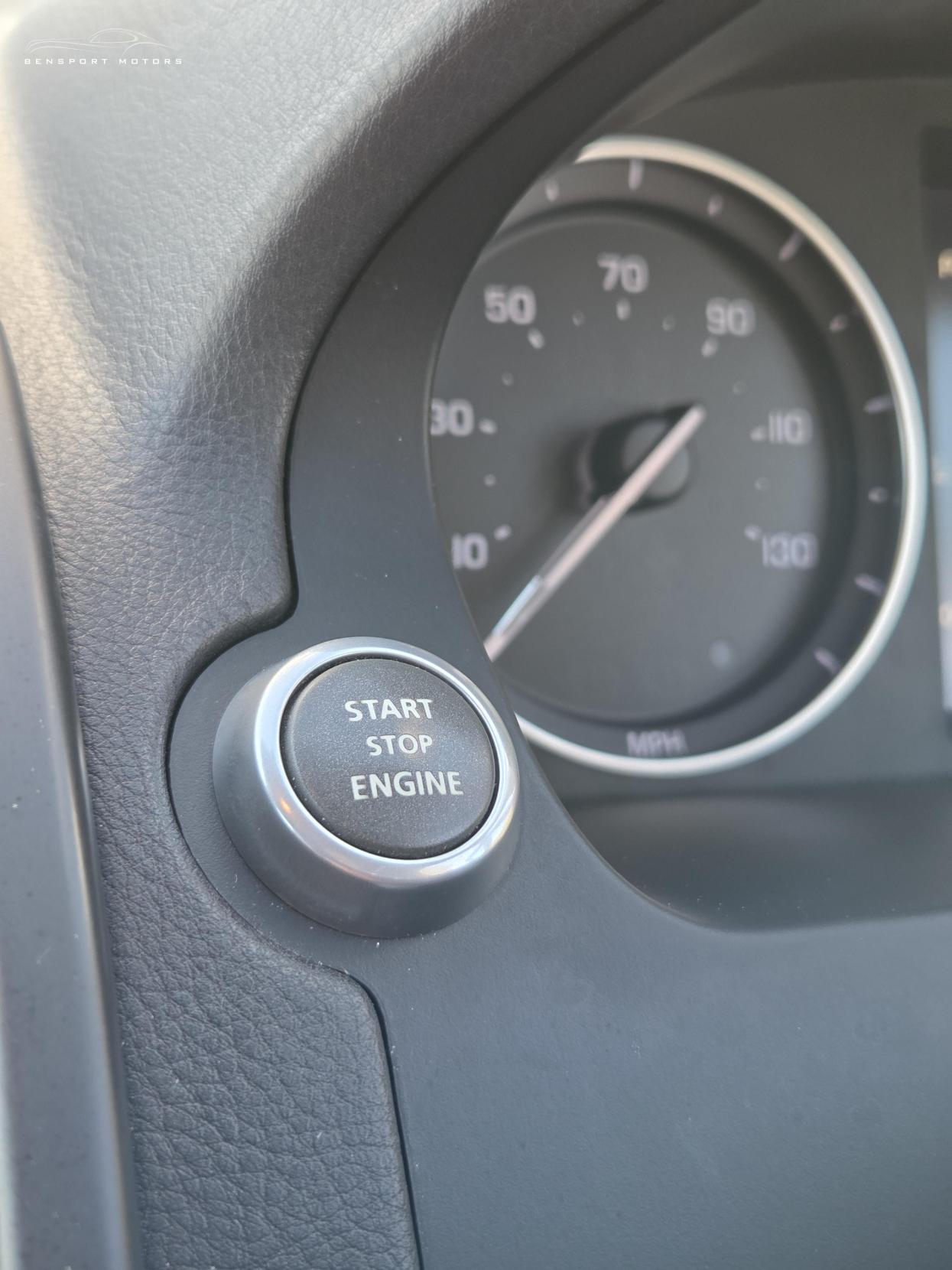 Land Rover Freelander 2 2.2 SD4 HSE SUV 5dr Diesel CommandShift 4WD Euro 5 (190 ps)