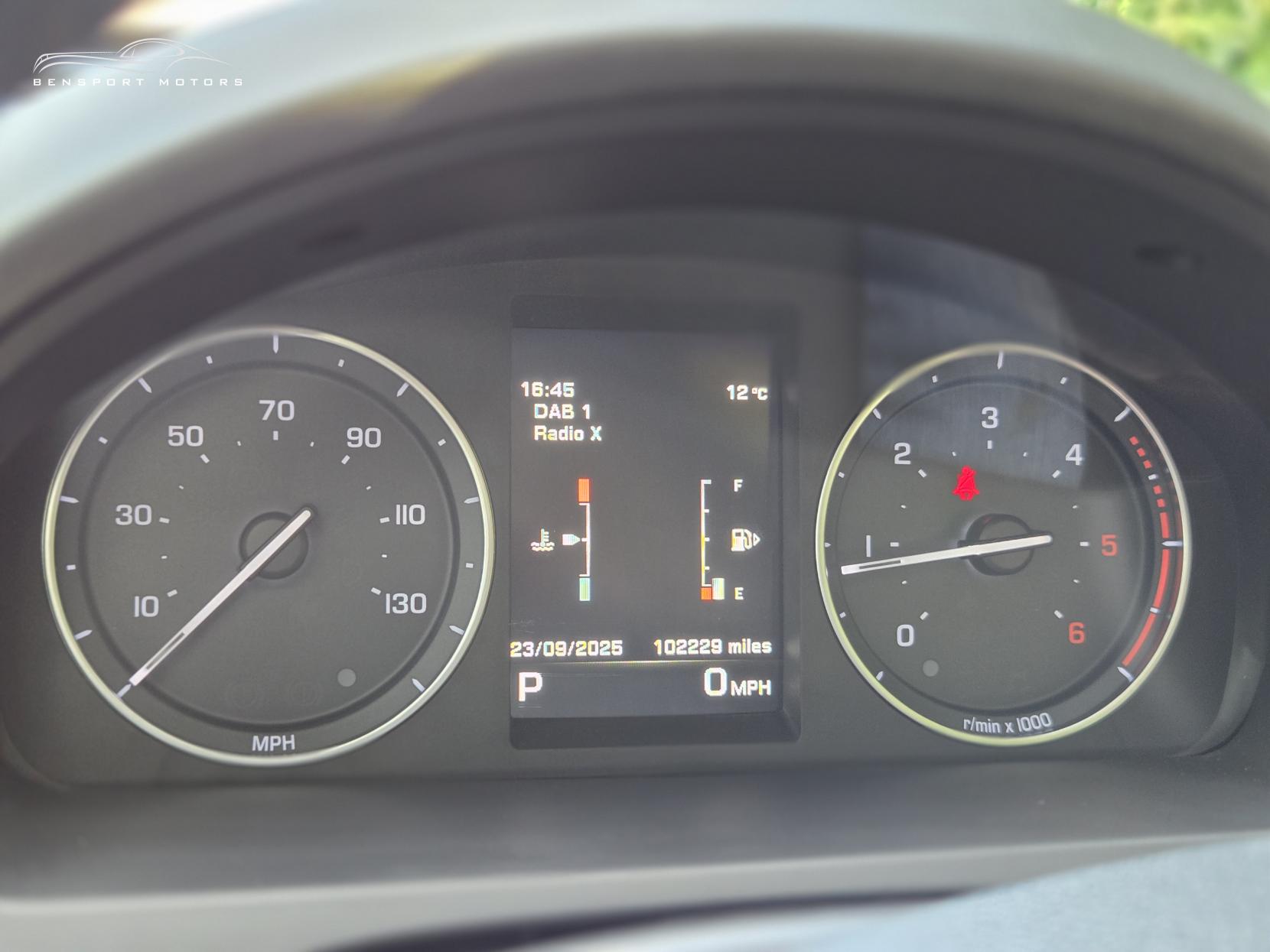 Land Rover Freelander 2 2.2 SD4 HSE SUV 5dr Diesel CommandShift 4WD Euro 5 (190 ps)