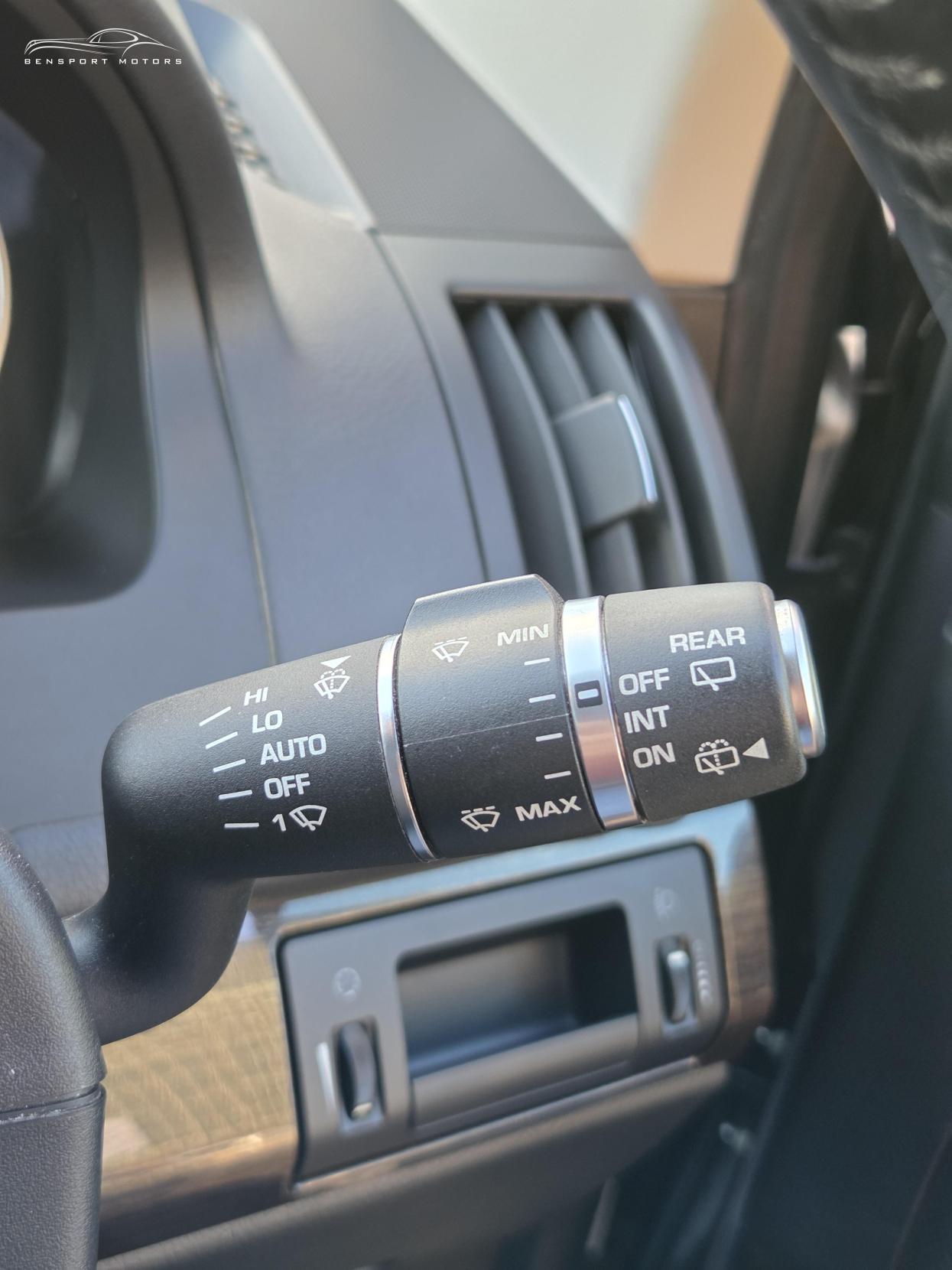 Land Rover Freelander 2 2.2 SD4 HSE SUV 5dr Diesel CommandShift 4WD Euro 5 (190 ps)