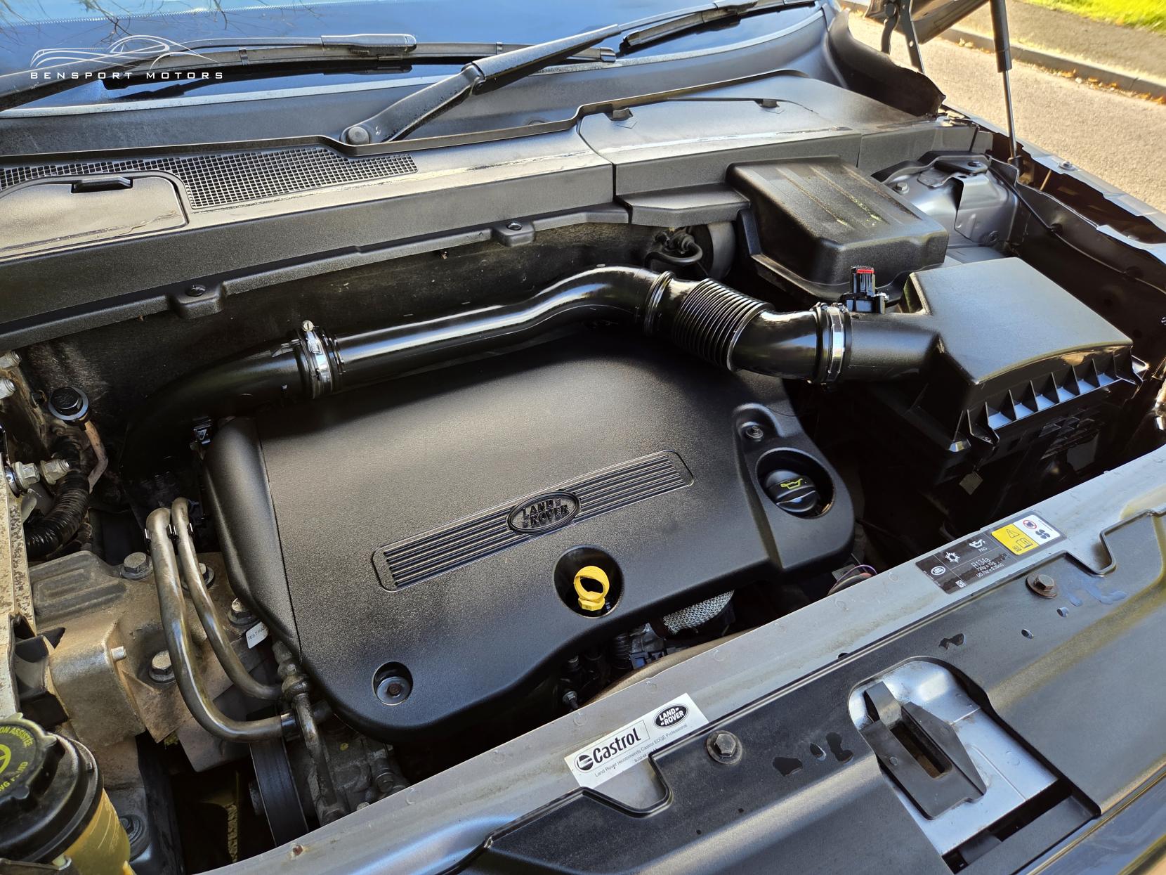 Land Rover Freelander 2 2.2 SD4 HSE SUV 5dr Diesel CommandShift 4WD Euro 5 (190 ps)