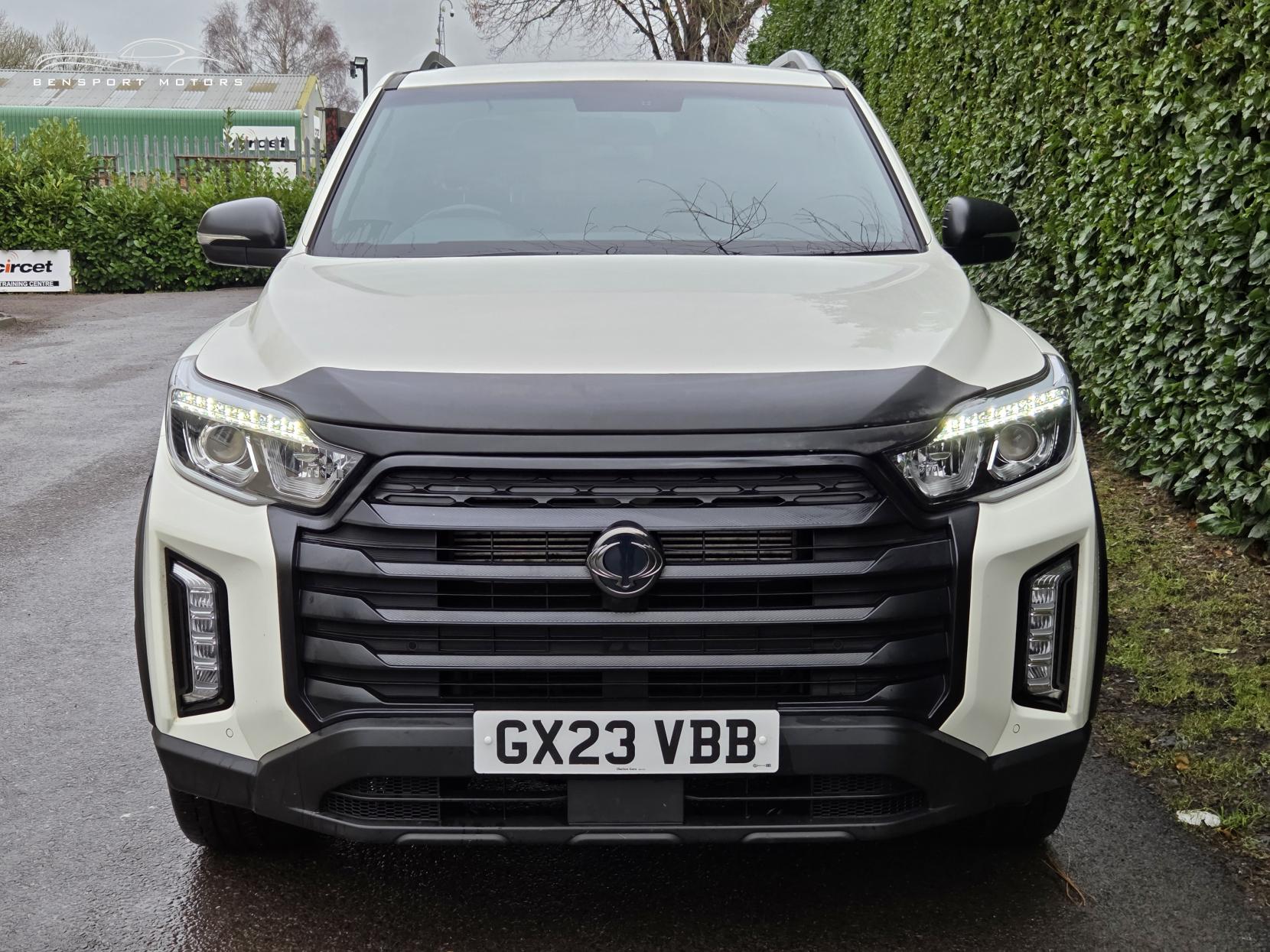 SsangYong Musso 2.2D Saracen Pickup Double Cab 4dr Diesel Auto 4WD Euro 6 (181 ps)