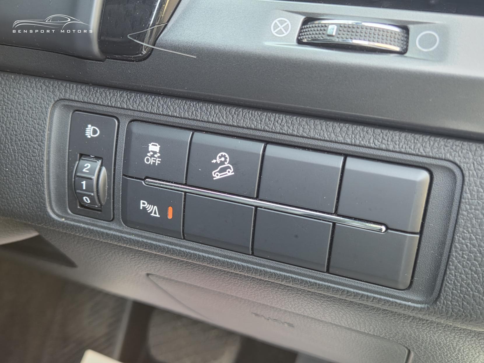 SsangYong Musso 2.2D Saracen Pickup Double Cab 4dr Diesel Auto 4WD Euro 6 (181 ps)